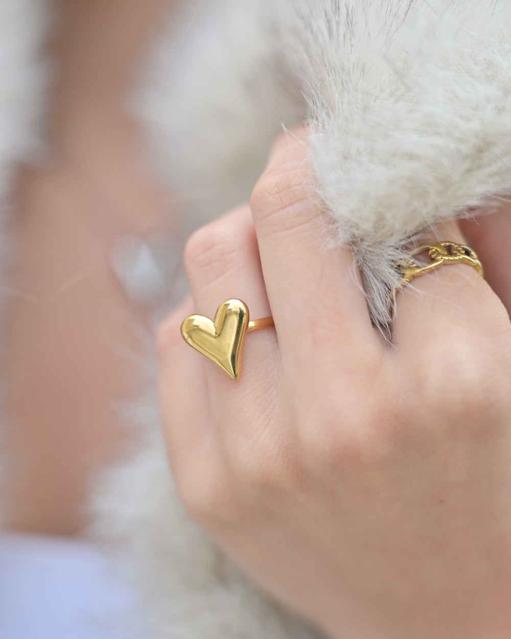“Coeur” Heart Ring – Adjustable Gold Finish