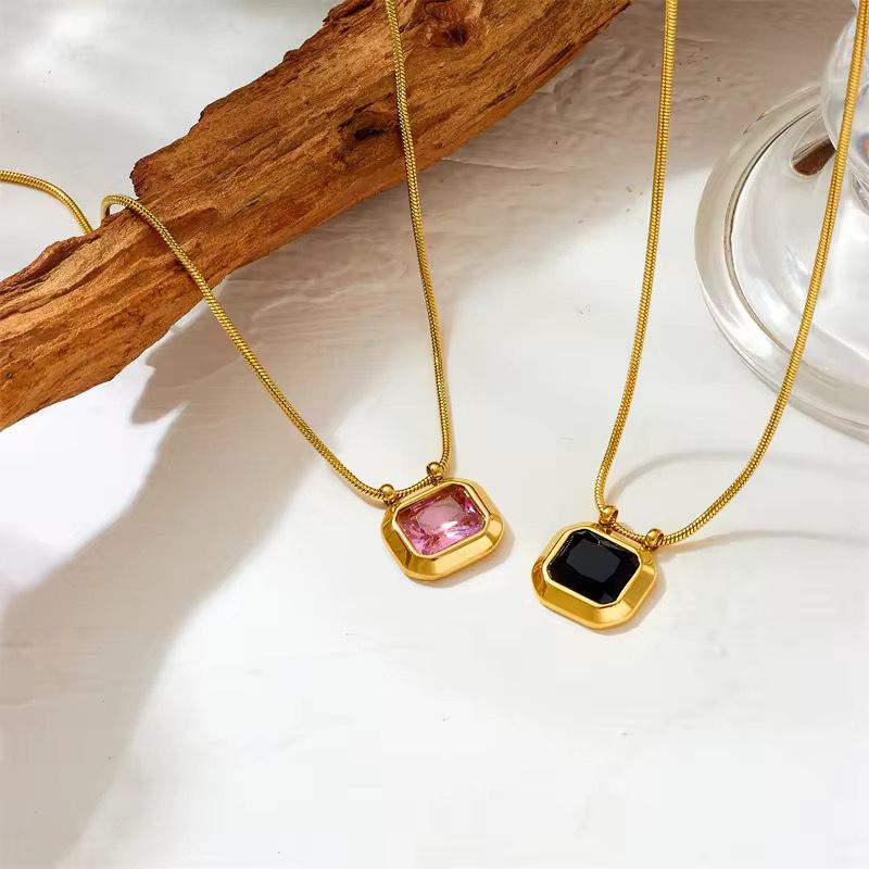 Rang-e-Rooh Gemstone Pendant Necklace