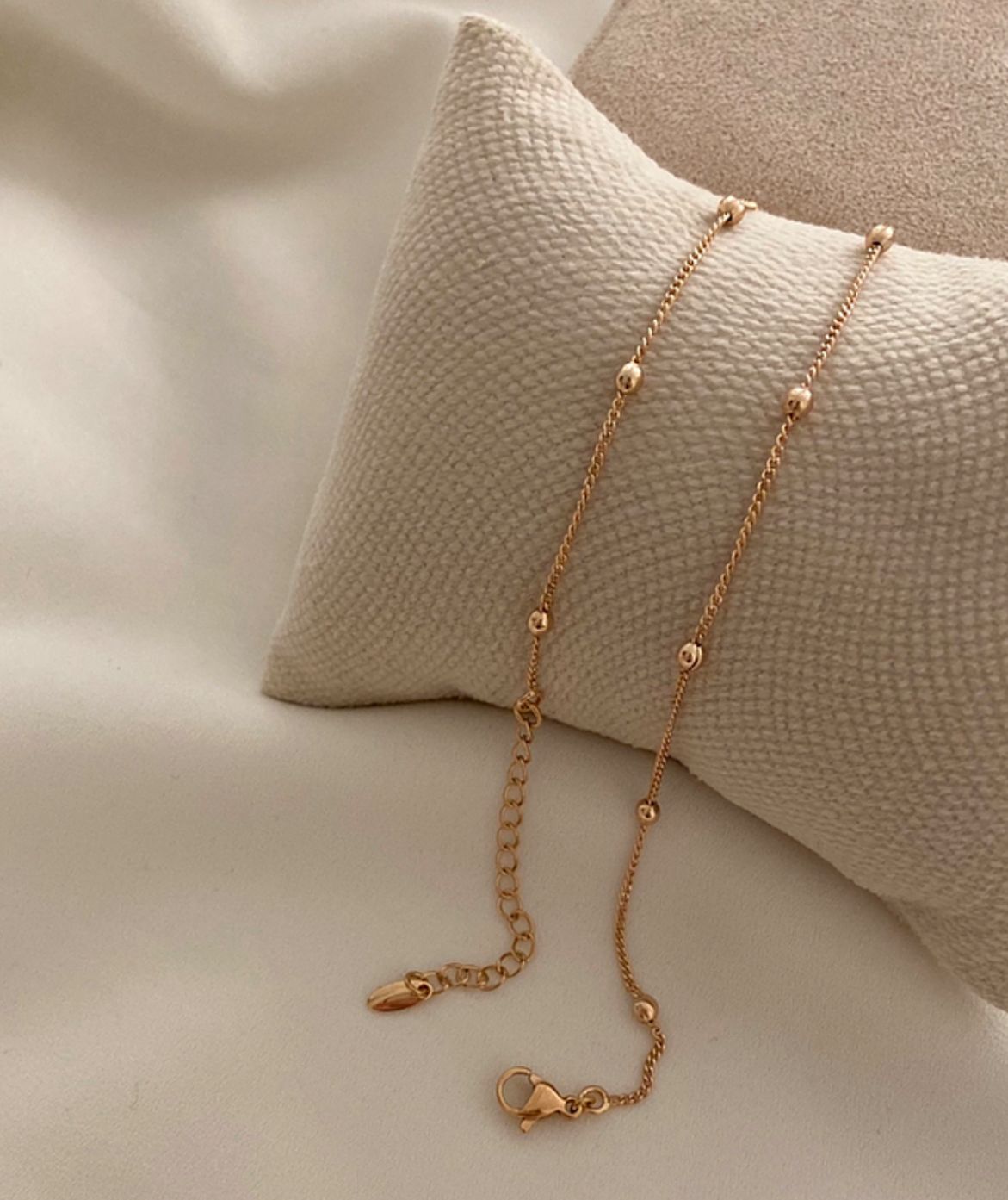 Whisper Chain – Beaded Gold Anklet