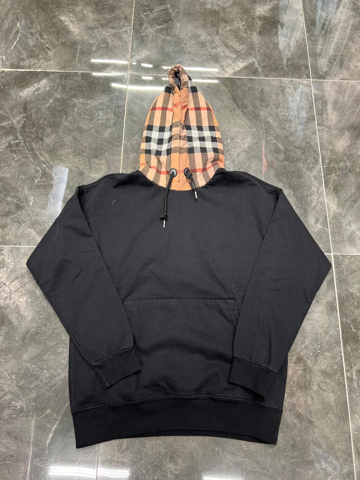 BURBERRY HOODİE
