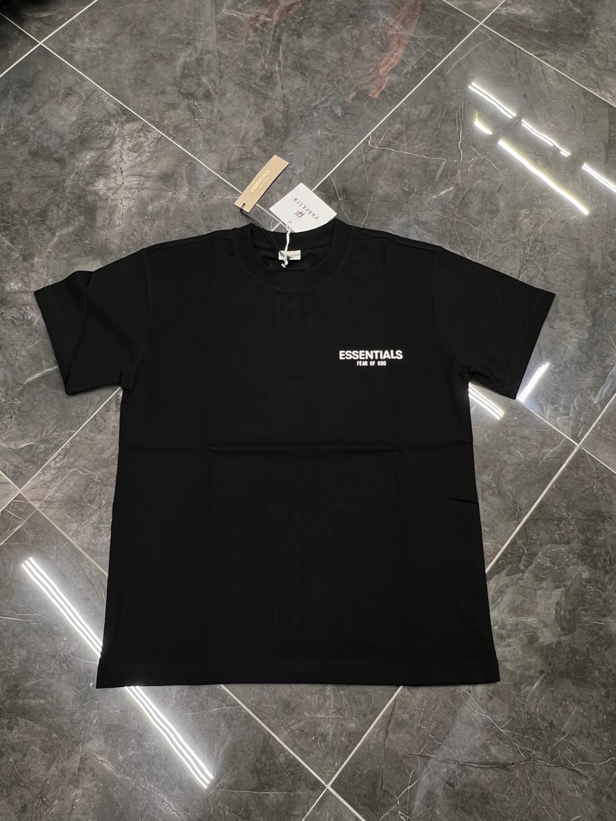 ESSENTİALS TSHİRT