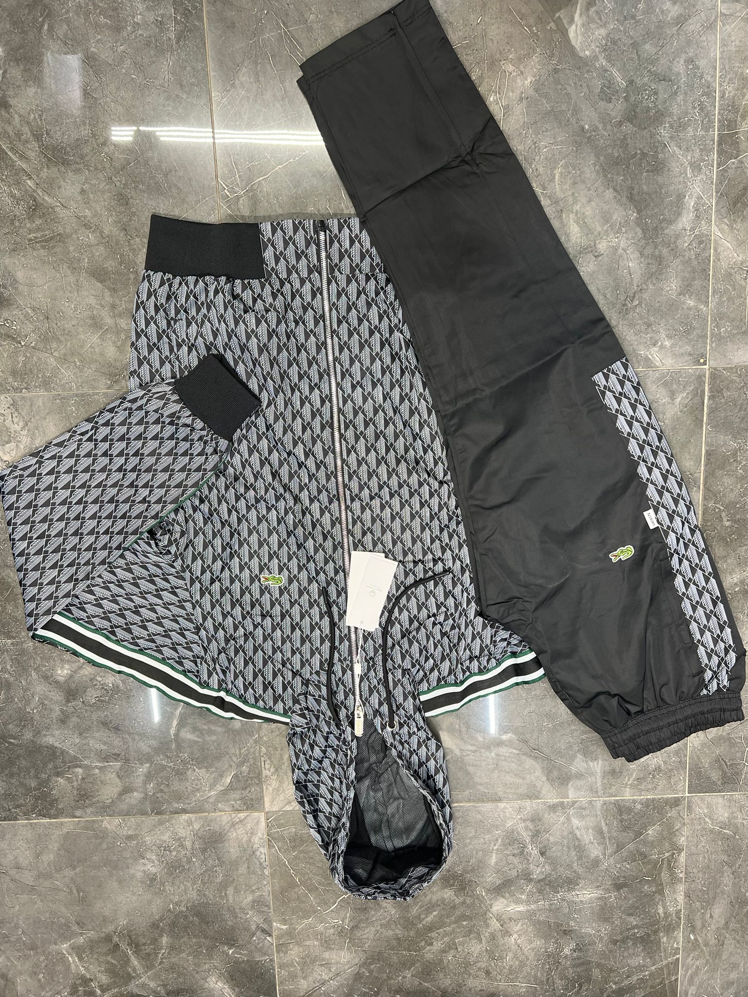 lacostE traninganzüge