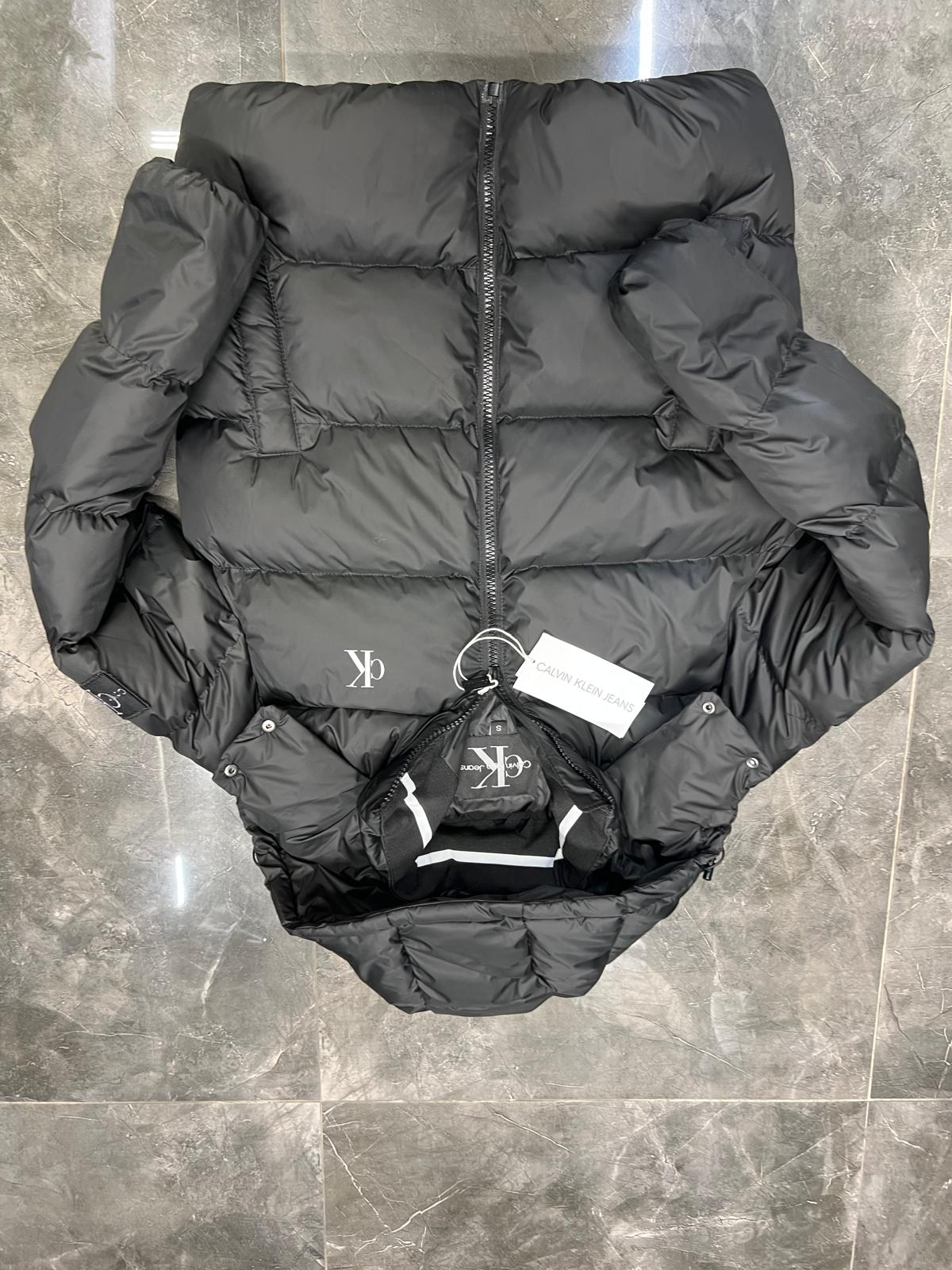 CALVİNKLEİN WİNTERJACKE