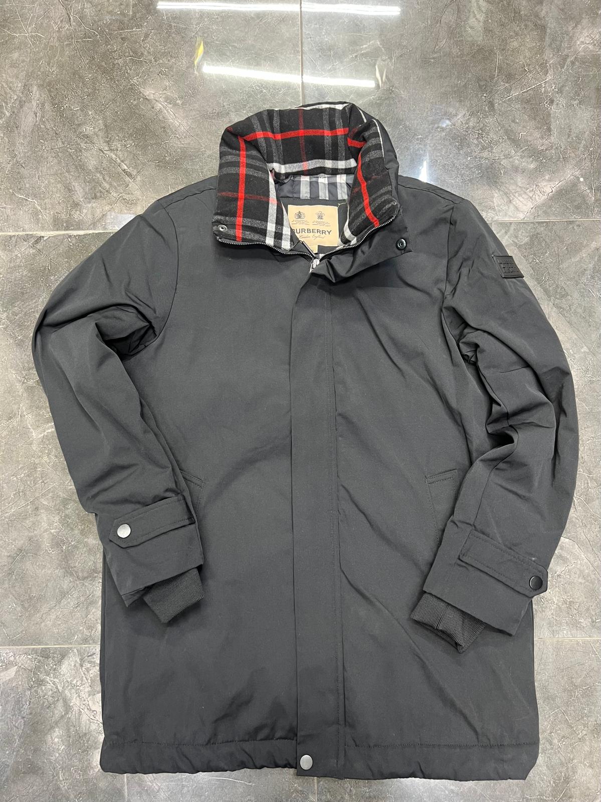 BURBERRY JACKE