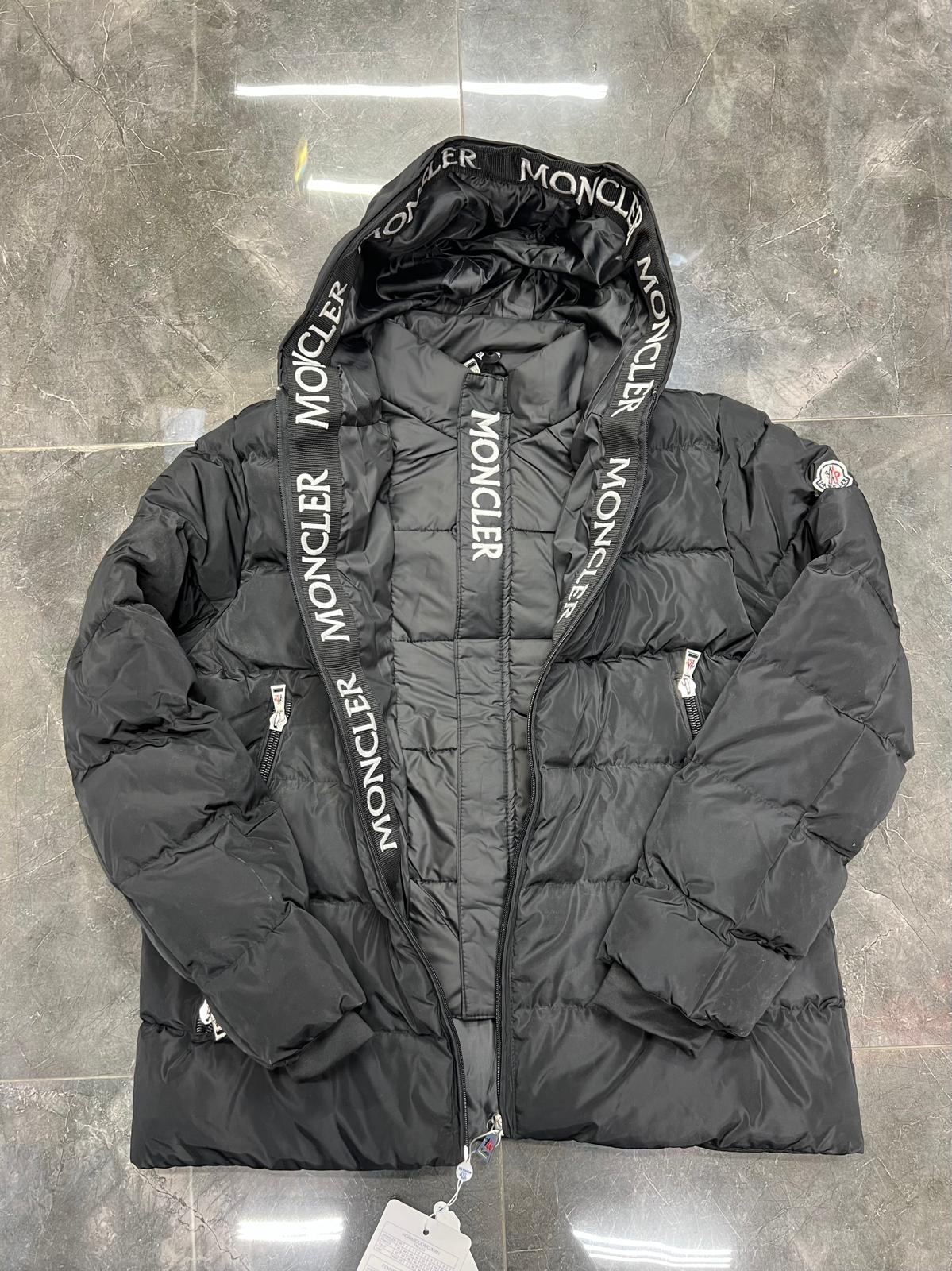 MONCLER JACKE