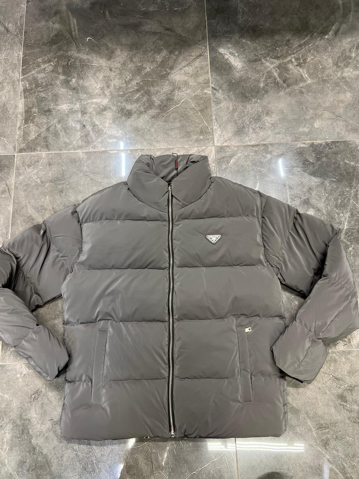 PRADA JACKE