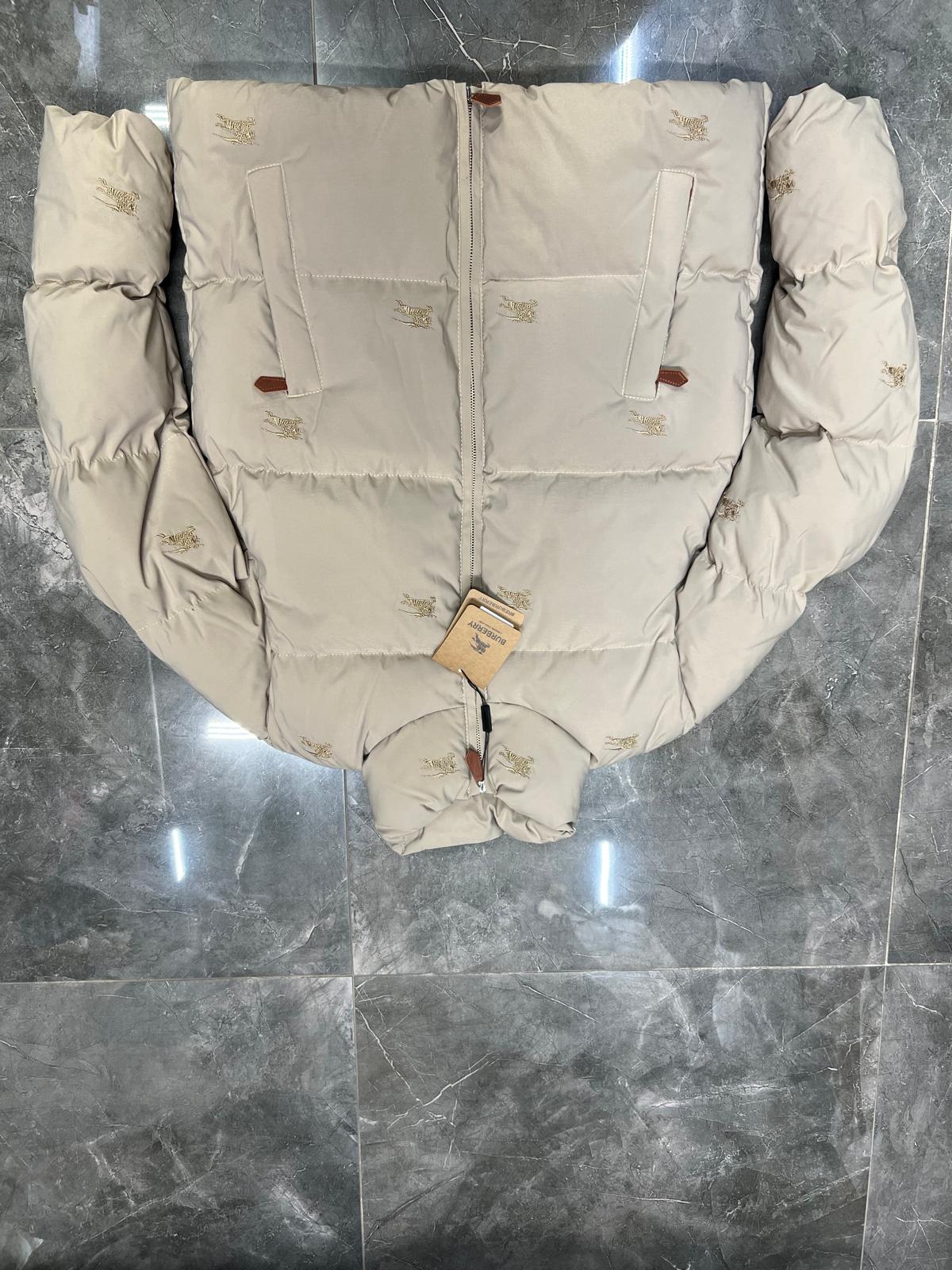 BURBERRY JACKE