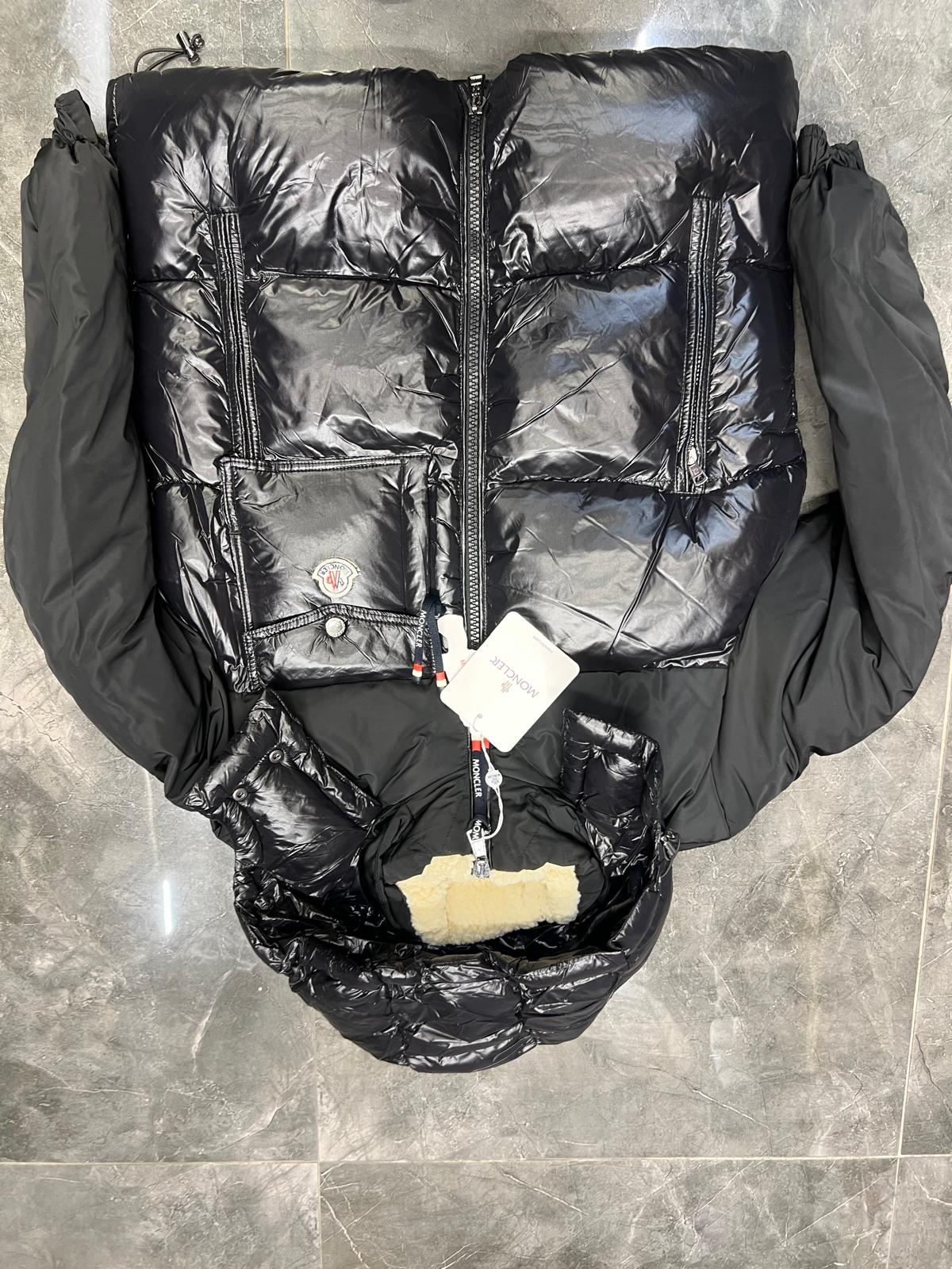 MONCLER JACKE
