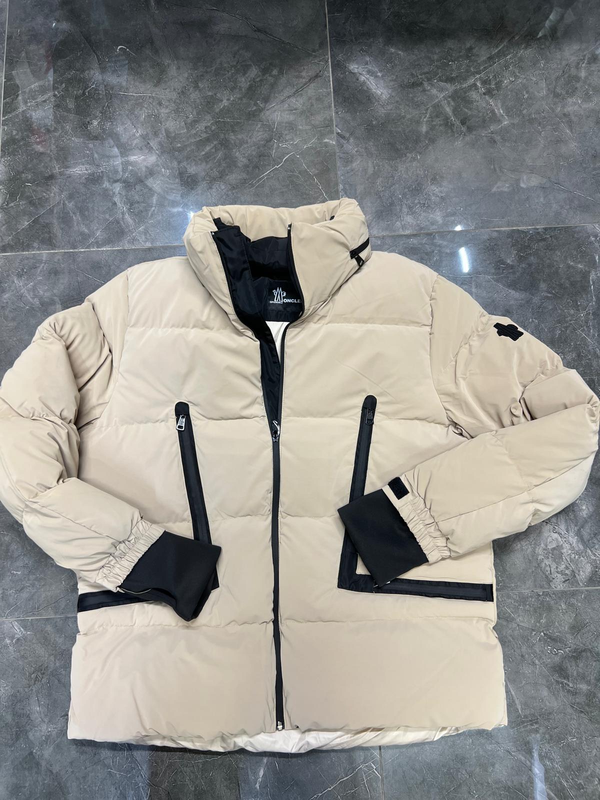 MONCLER JACKE