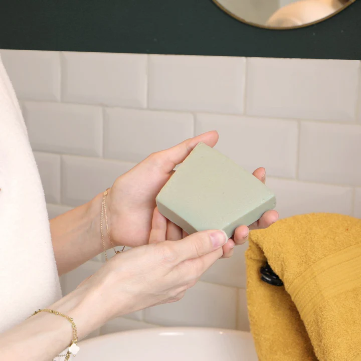 Savon à l'huile de baies de laurier