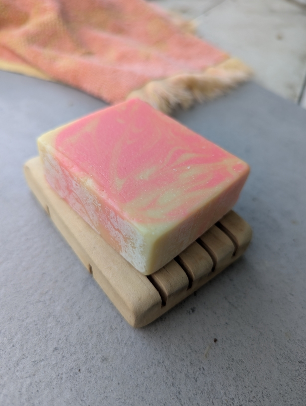 Pink Grapefruit     Coconut Milk Soap