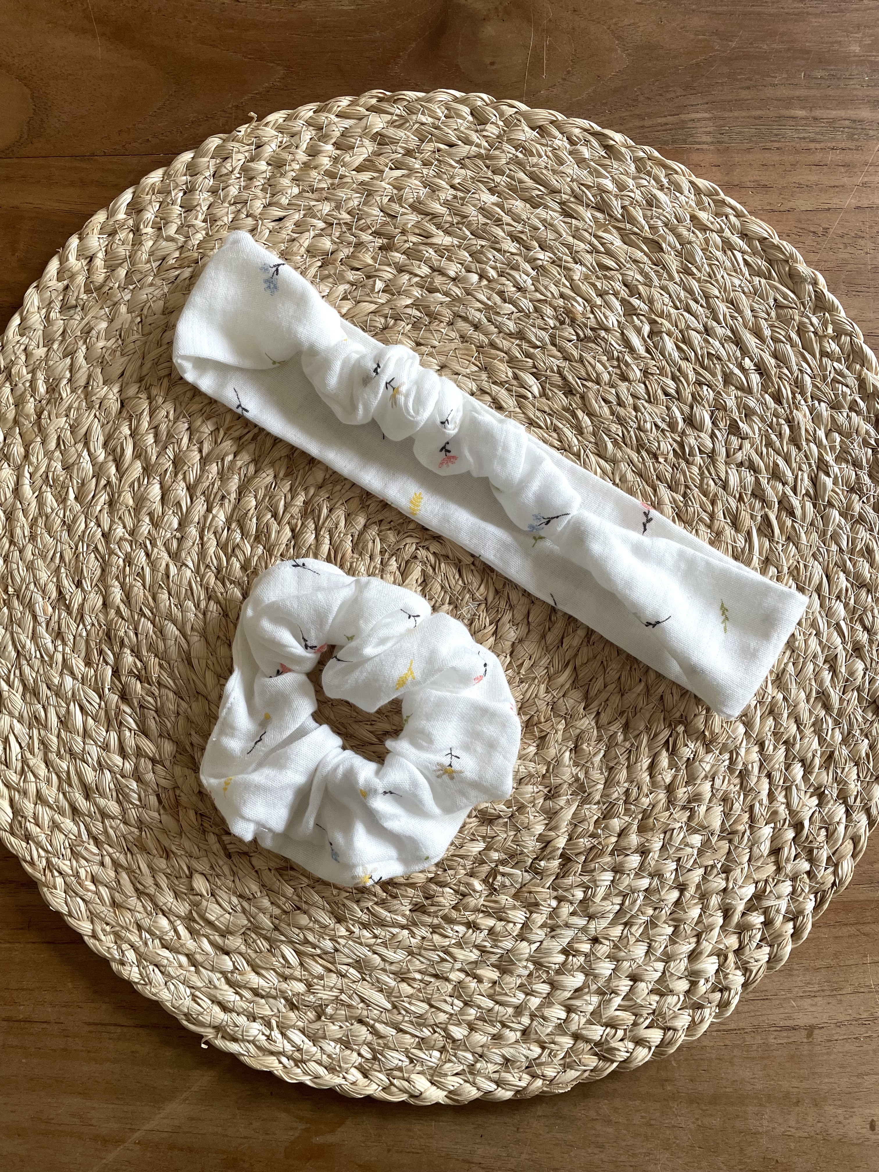 Bandeaux et Chouchous Fleuris