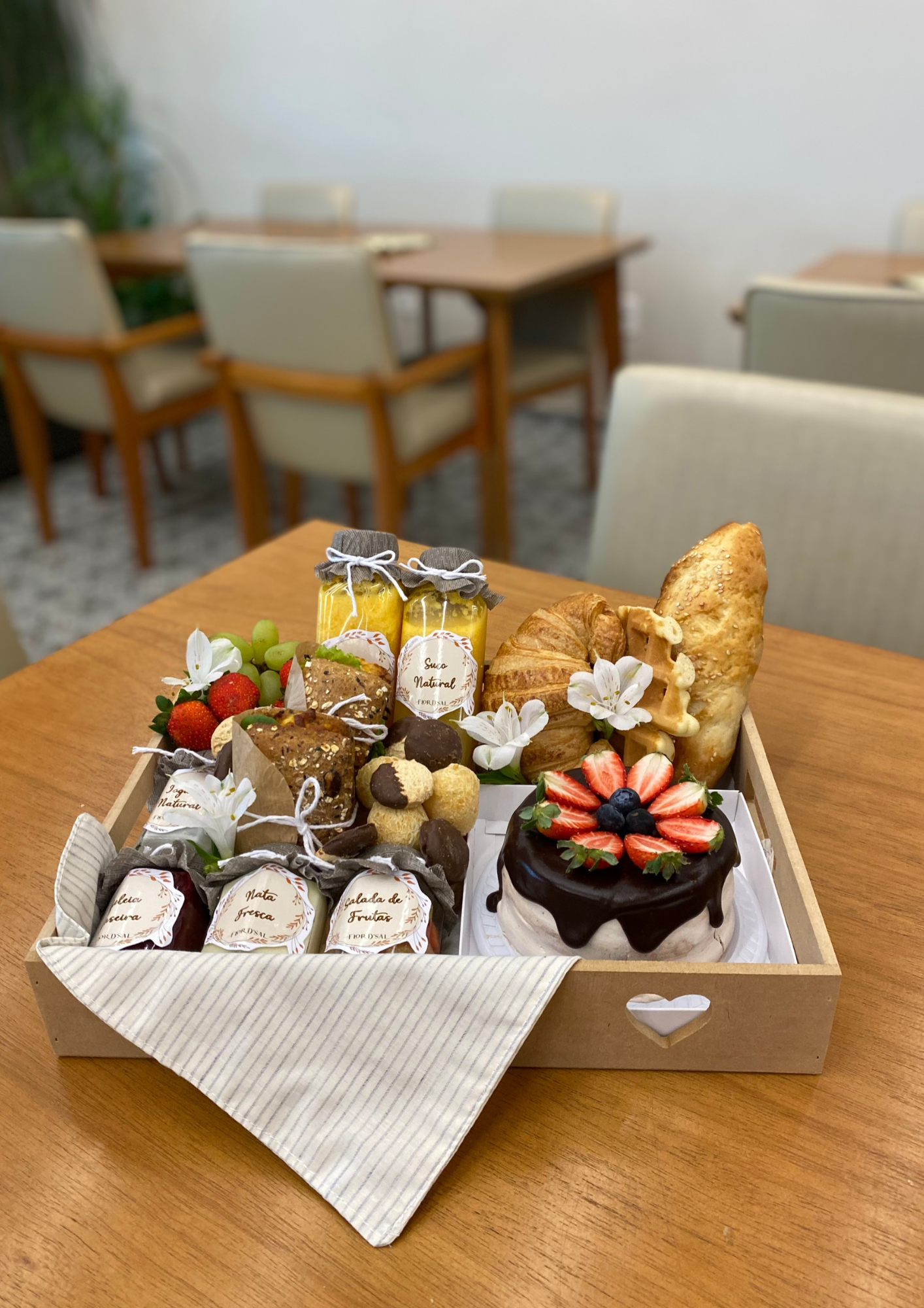 Cesta Amanhecer Especial