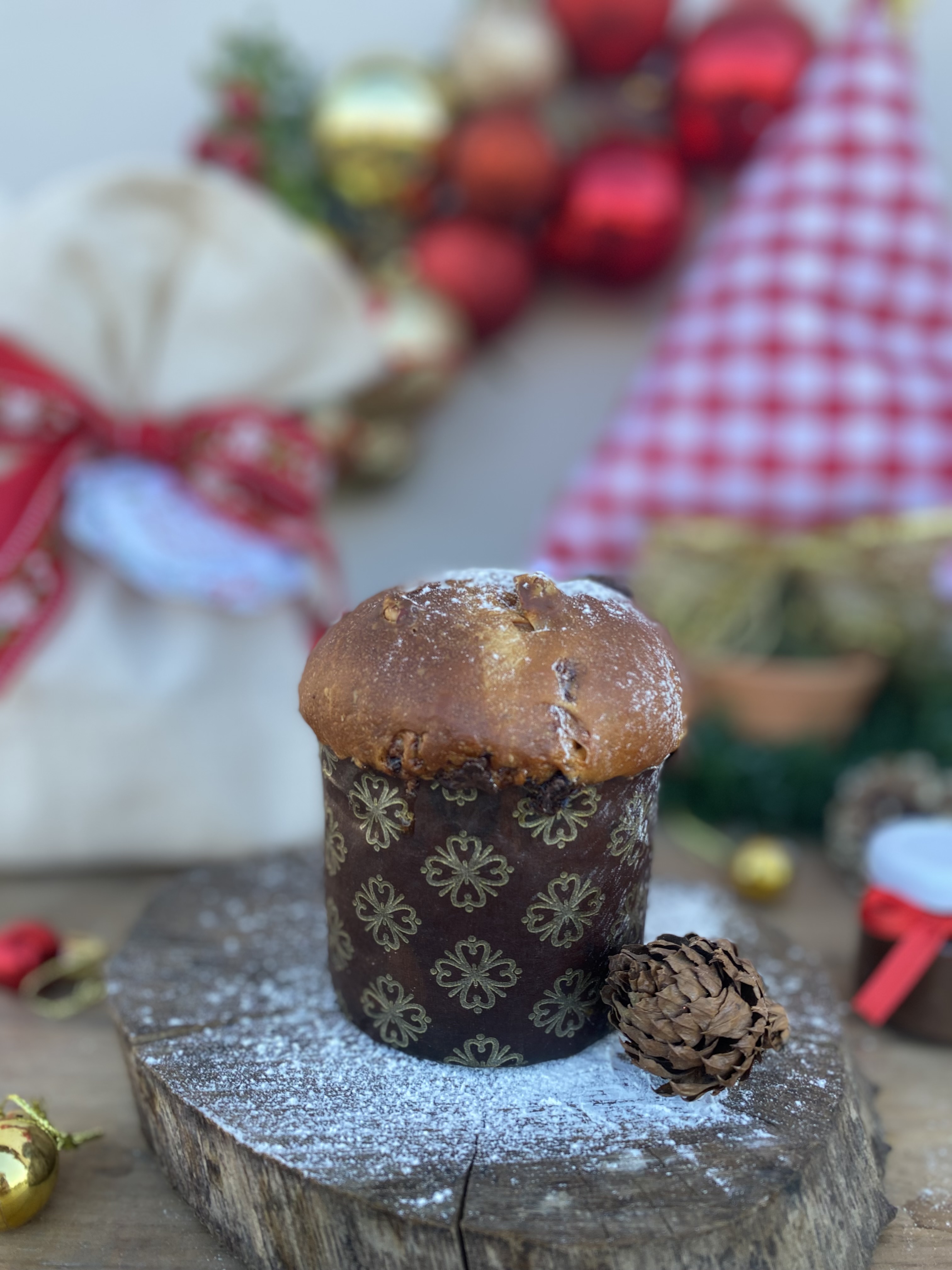 Mini Chocotone com mix de castanhas