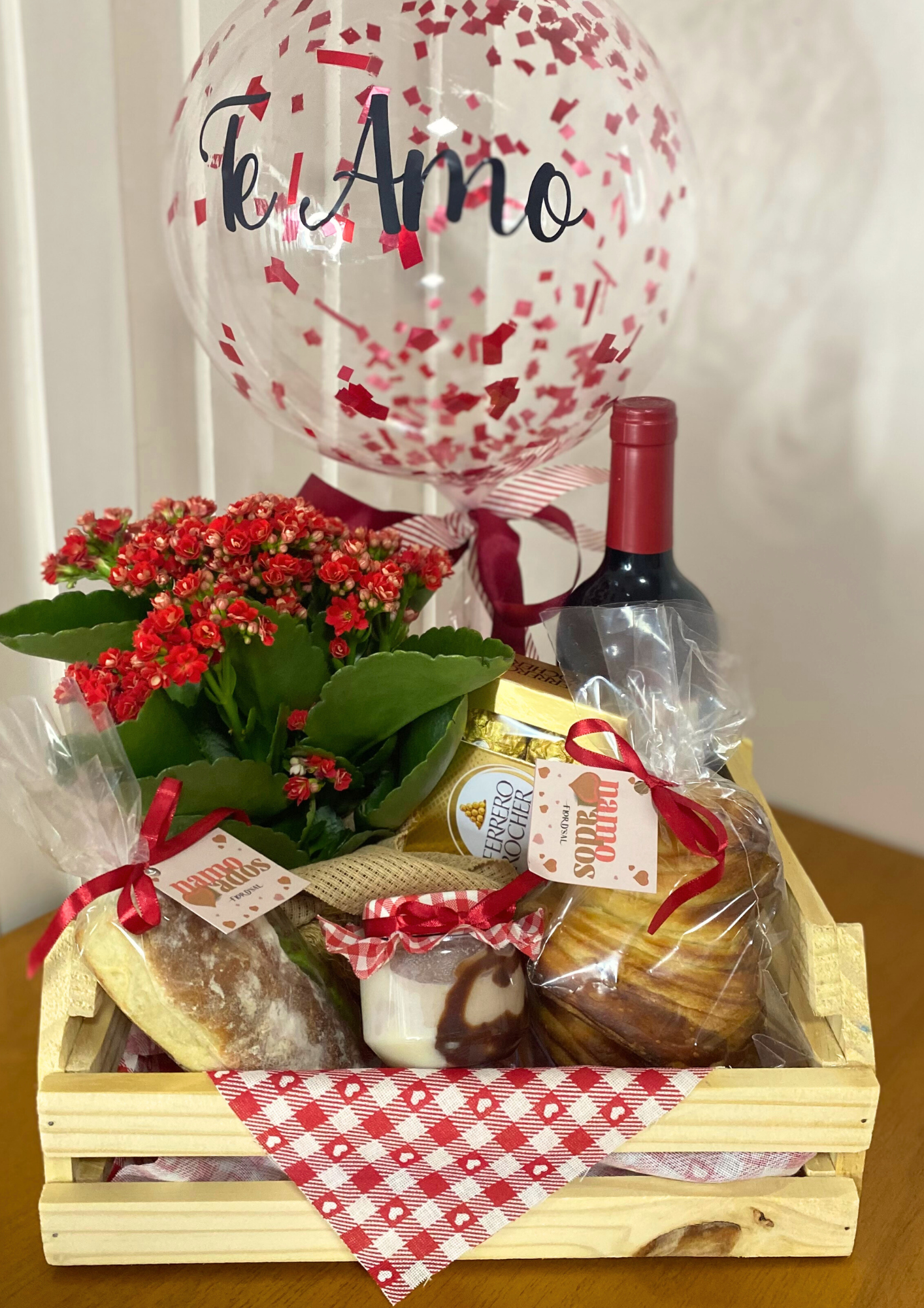 Cesta Especial de Dia dos Namorados- flor