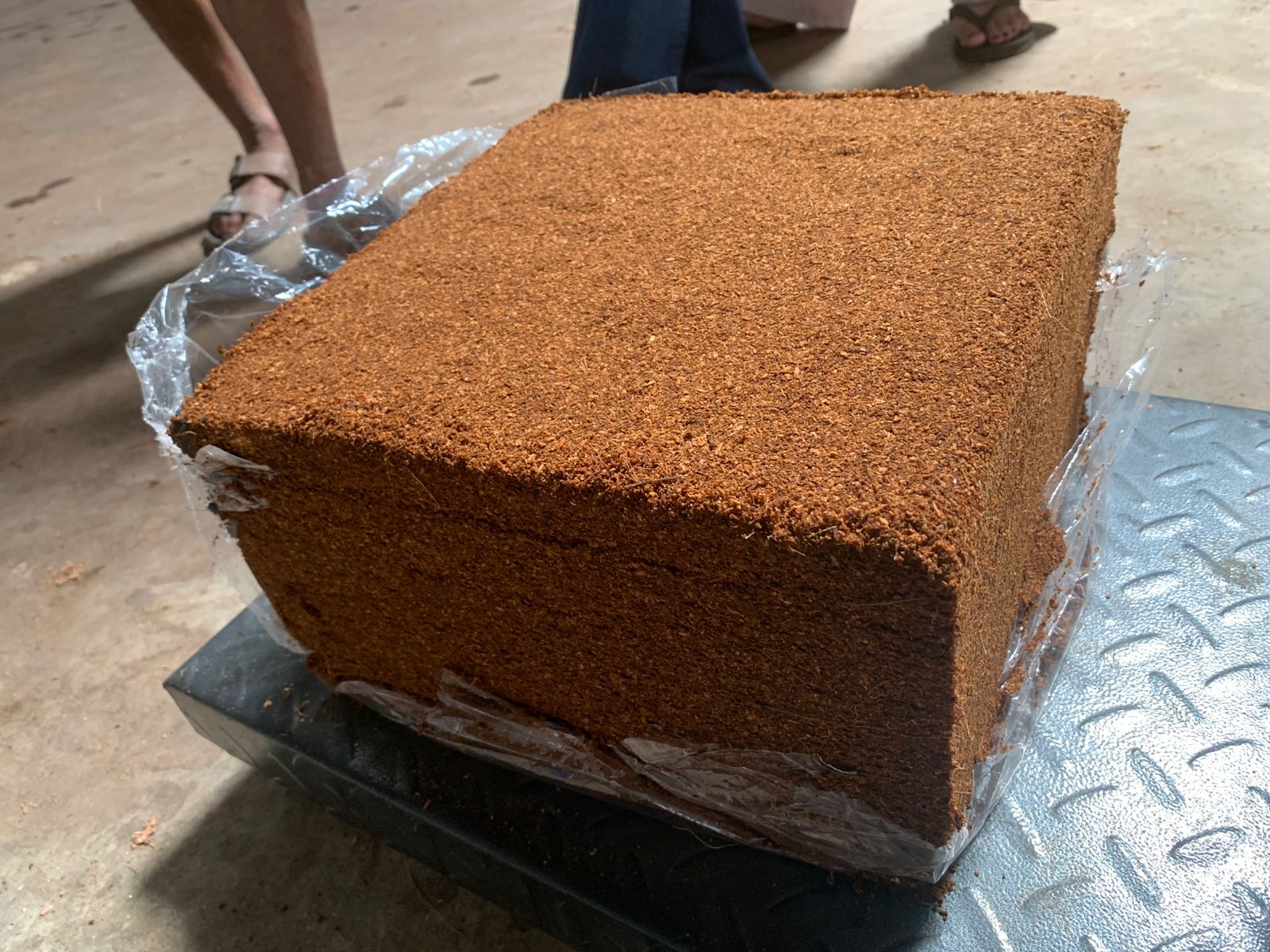COCOPEAT BLOCK