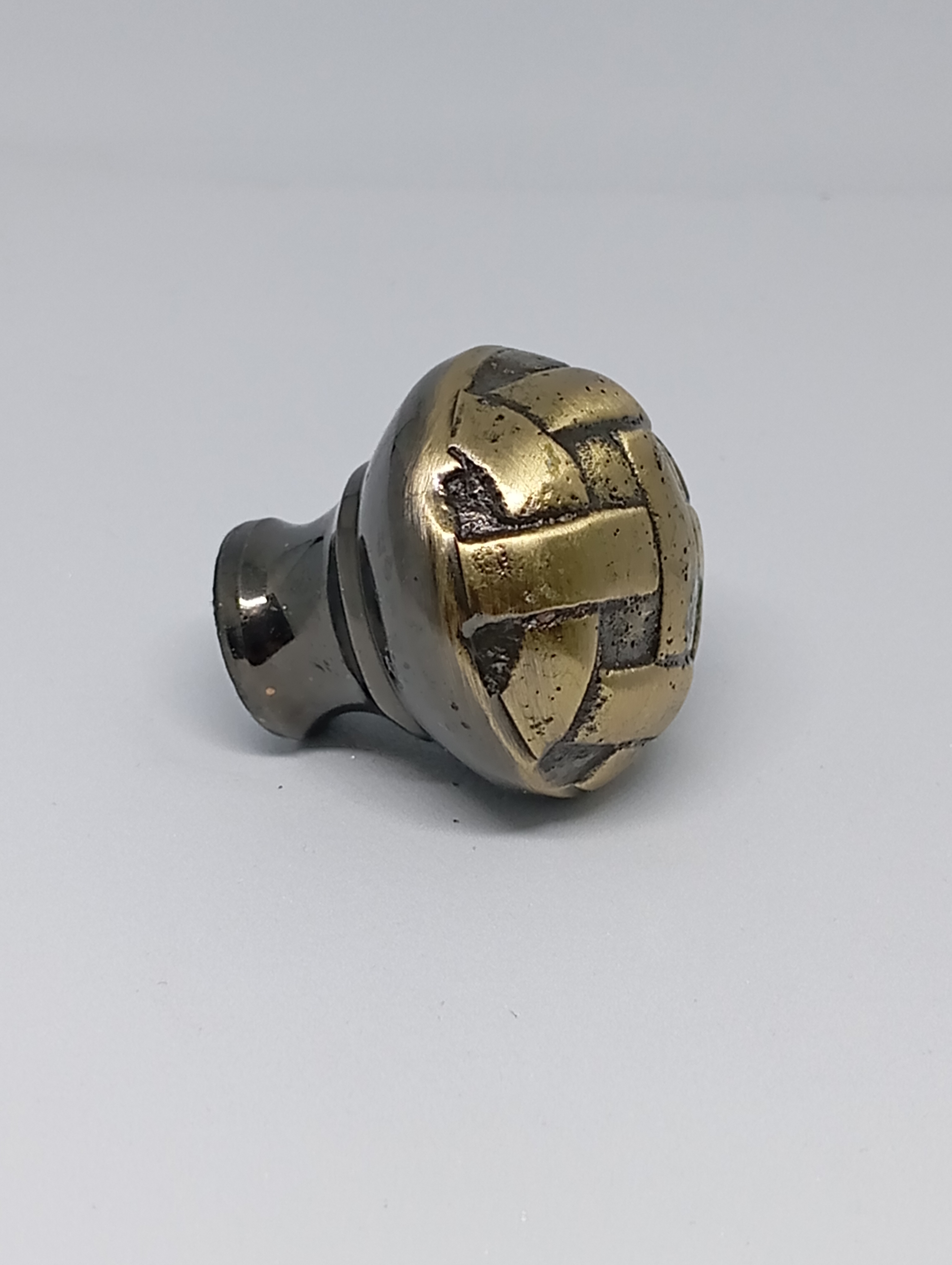 Woven Antique Brass Knob (PHK0115)