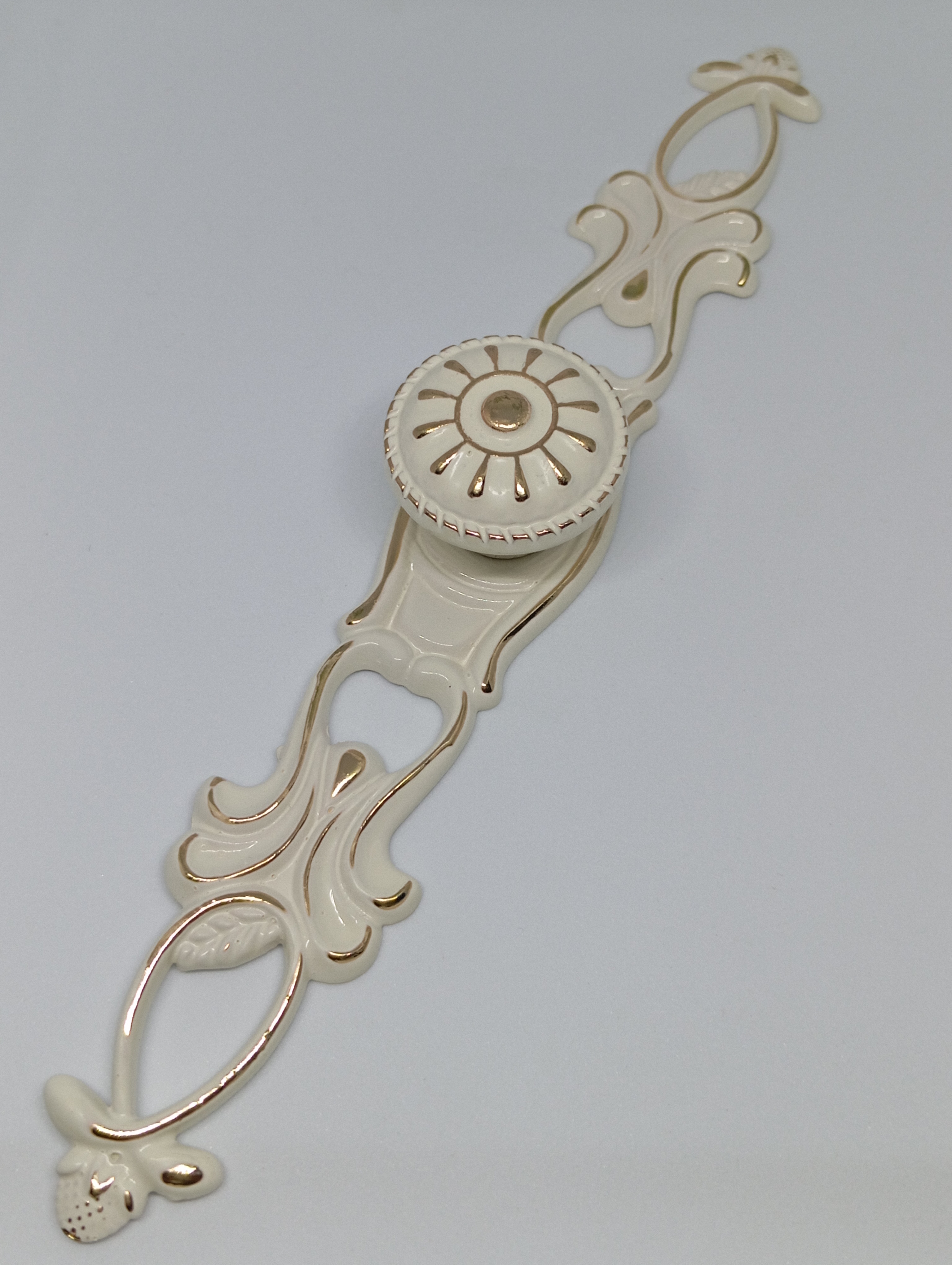Elegant Fleur Vintage Knob (PHK0121)