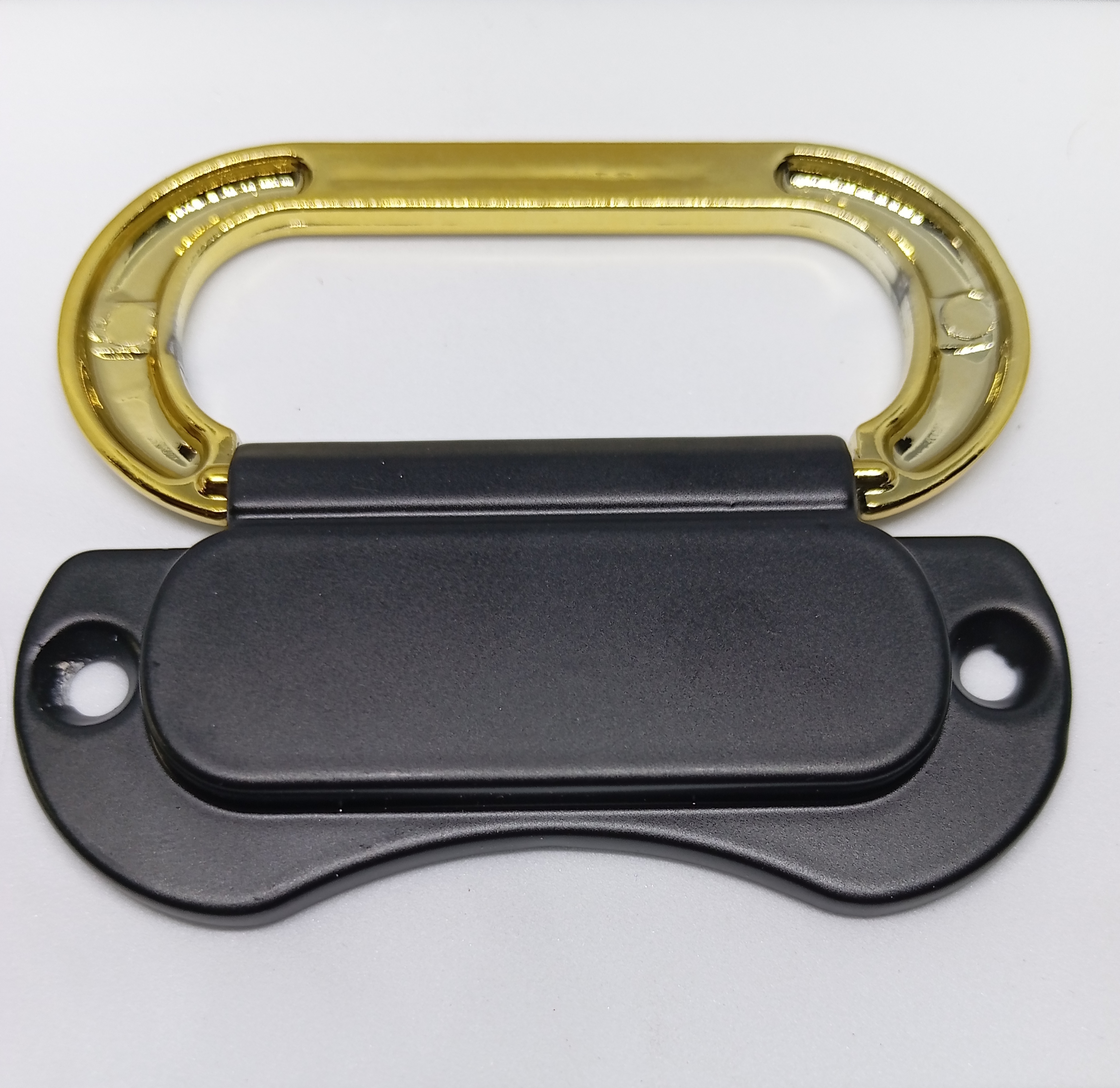 Oblong-Shaped Latkan Pull (PHL0030)