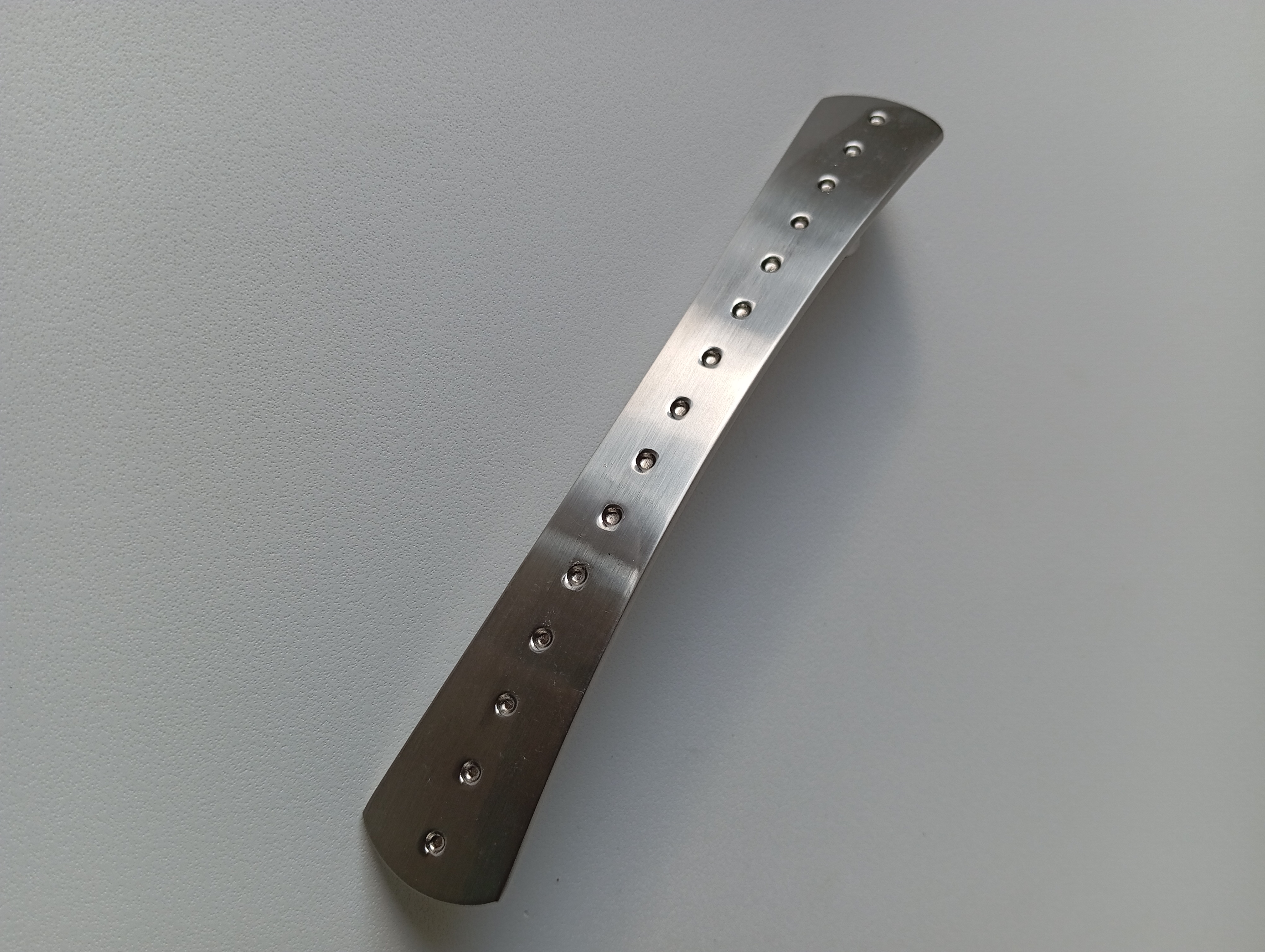Dots-Engraved Handle (PHH0011)