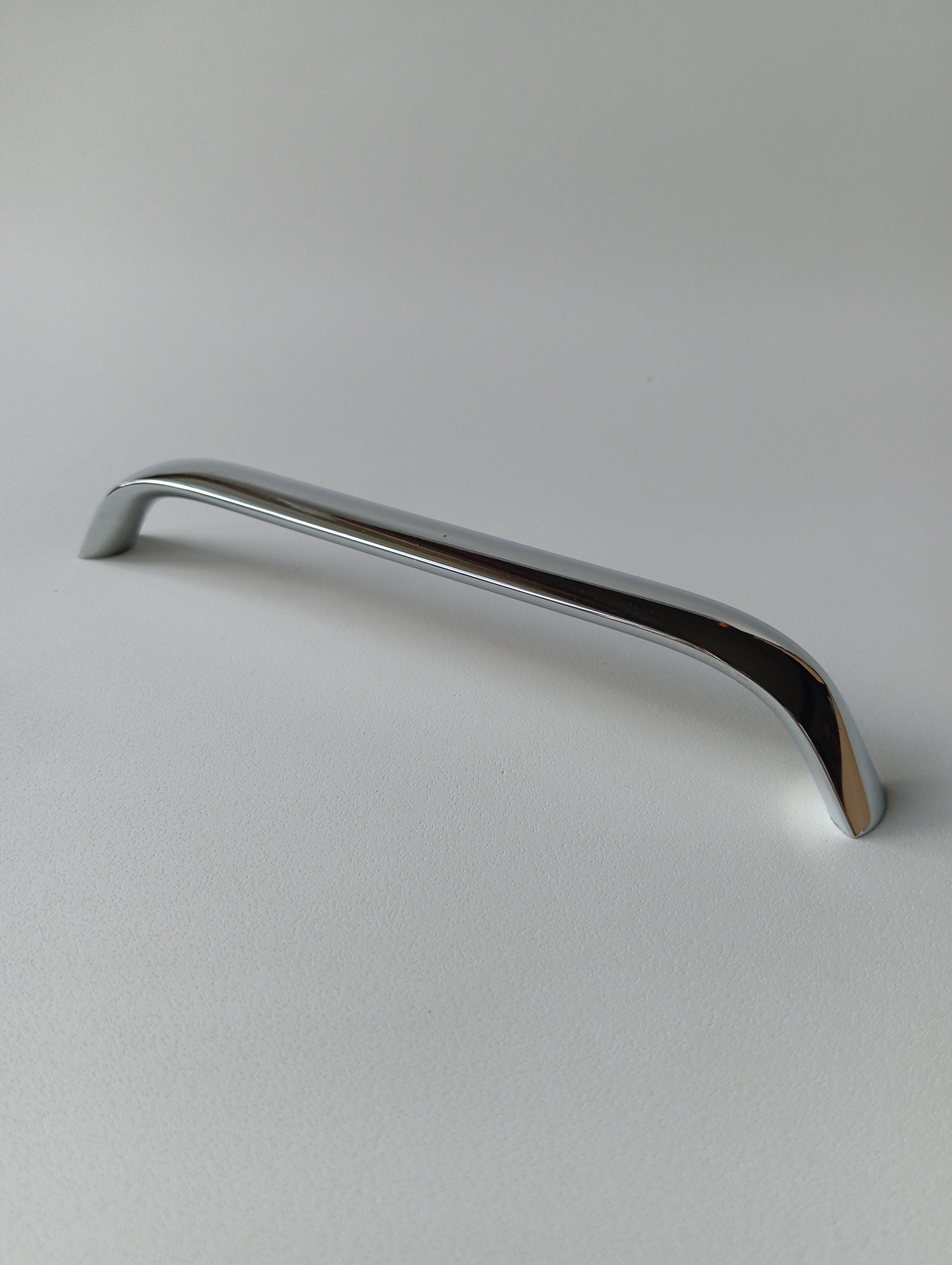 Gleaming Curved Handle (PHH0023) 