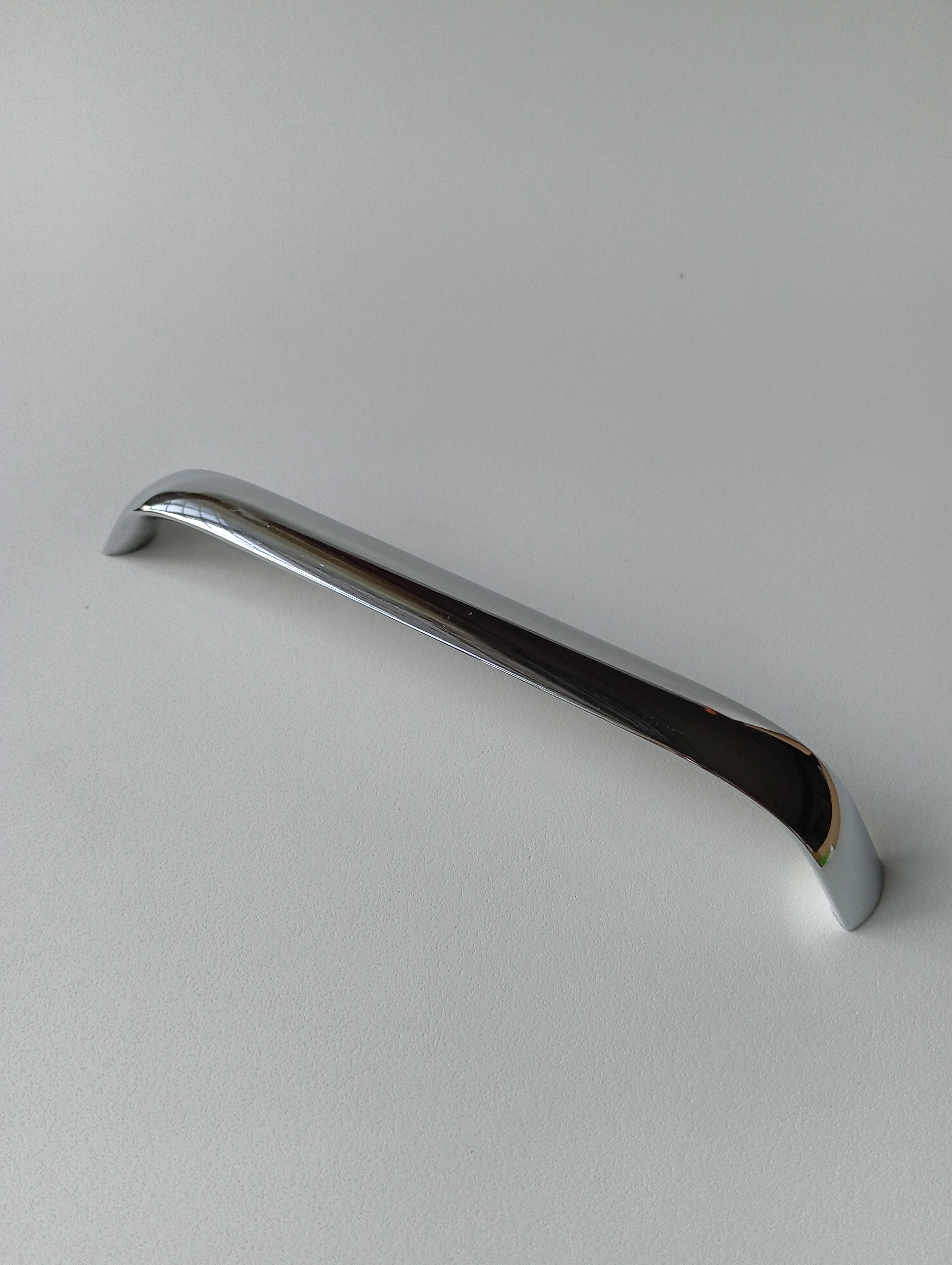 Gleaming Curved Handle (PHH0023) 