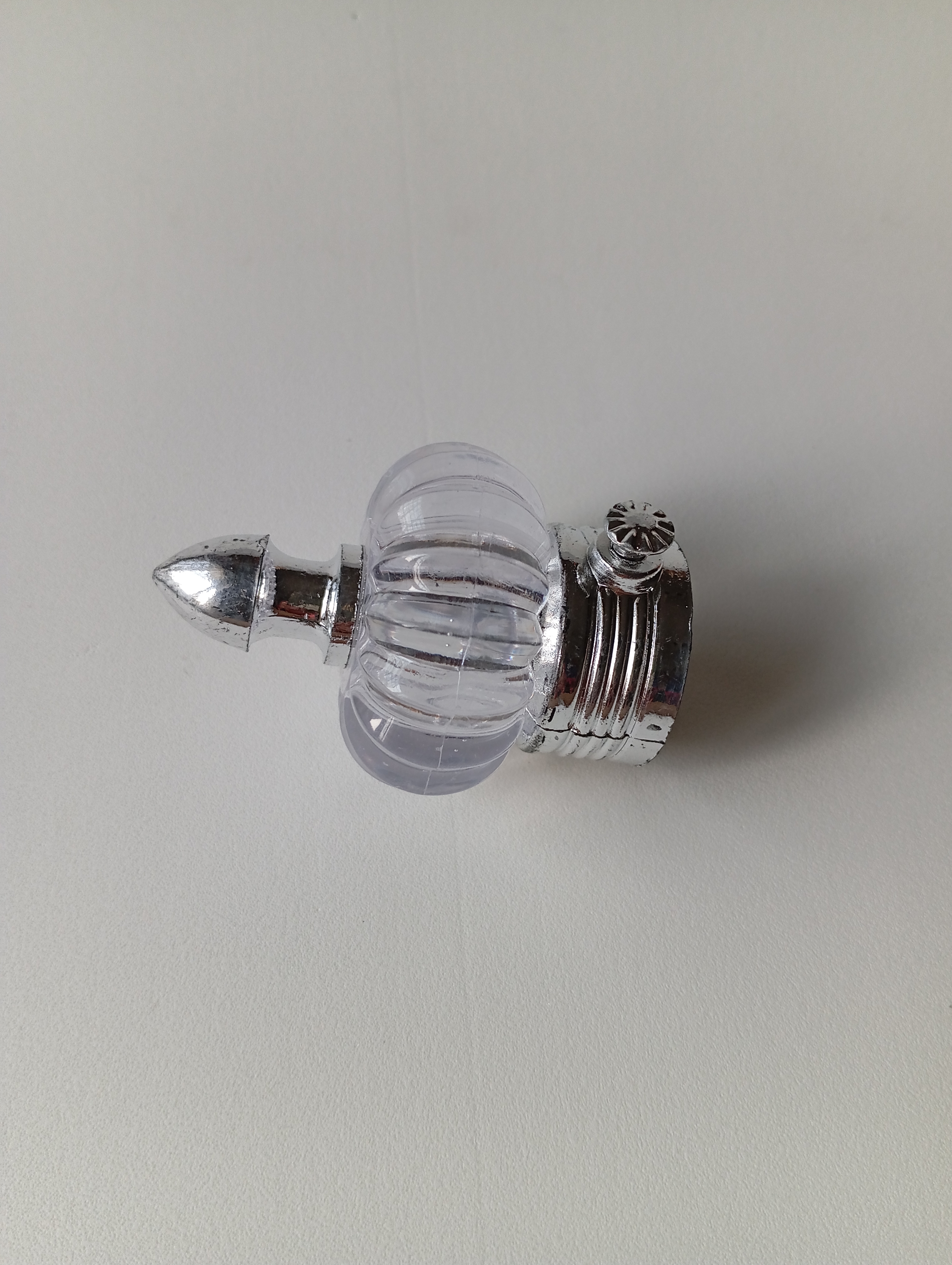 Crystal White Curtain Pipe End (PHE0004)