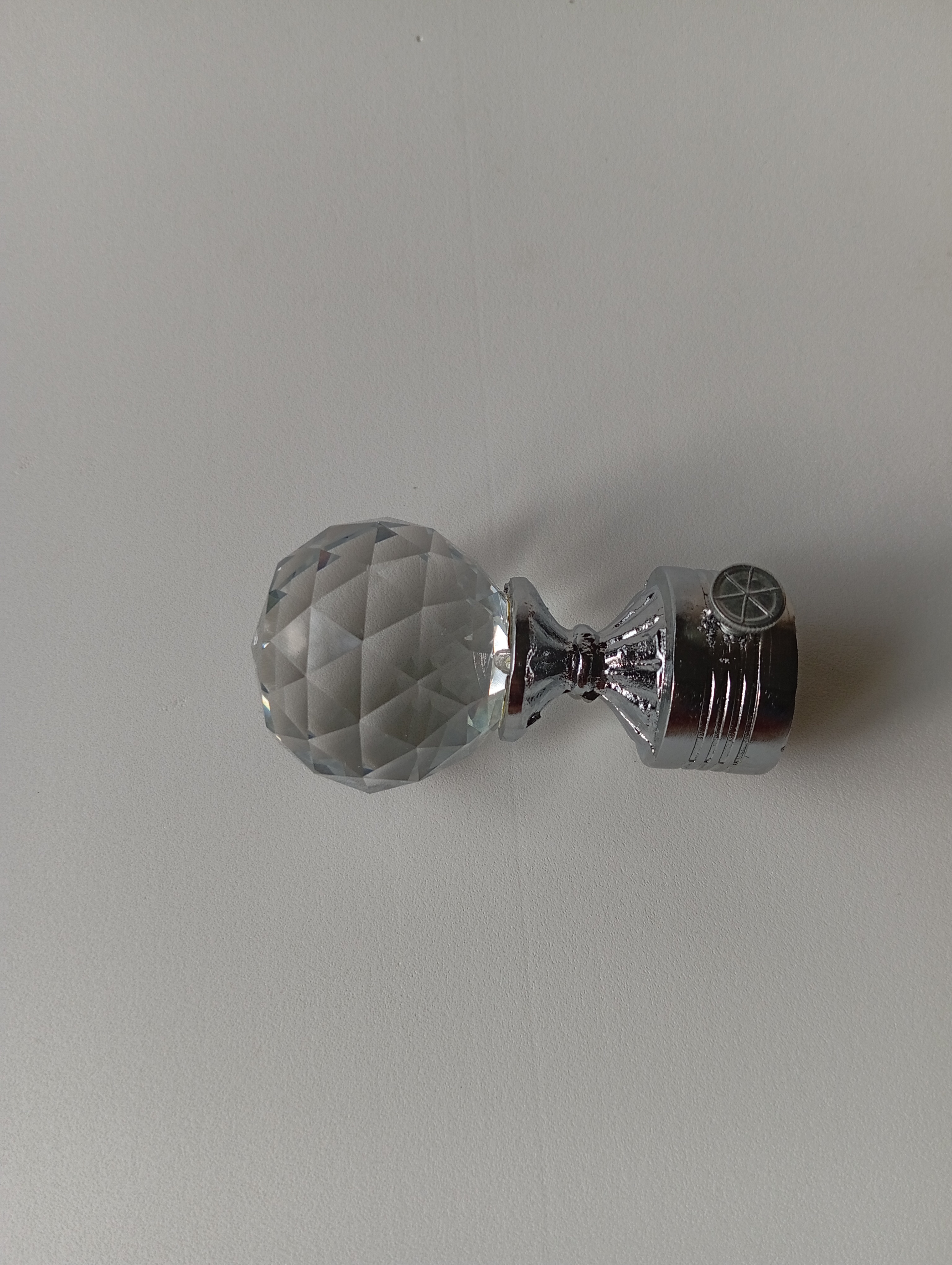 Crystal Globe Curtain Pipe End (PHE0026)