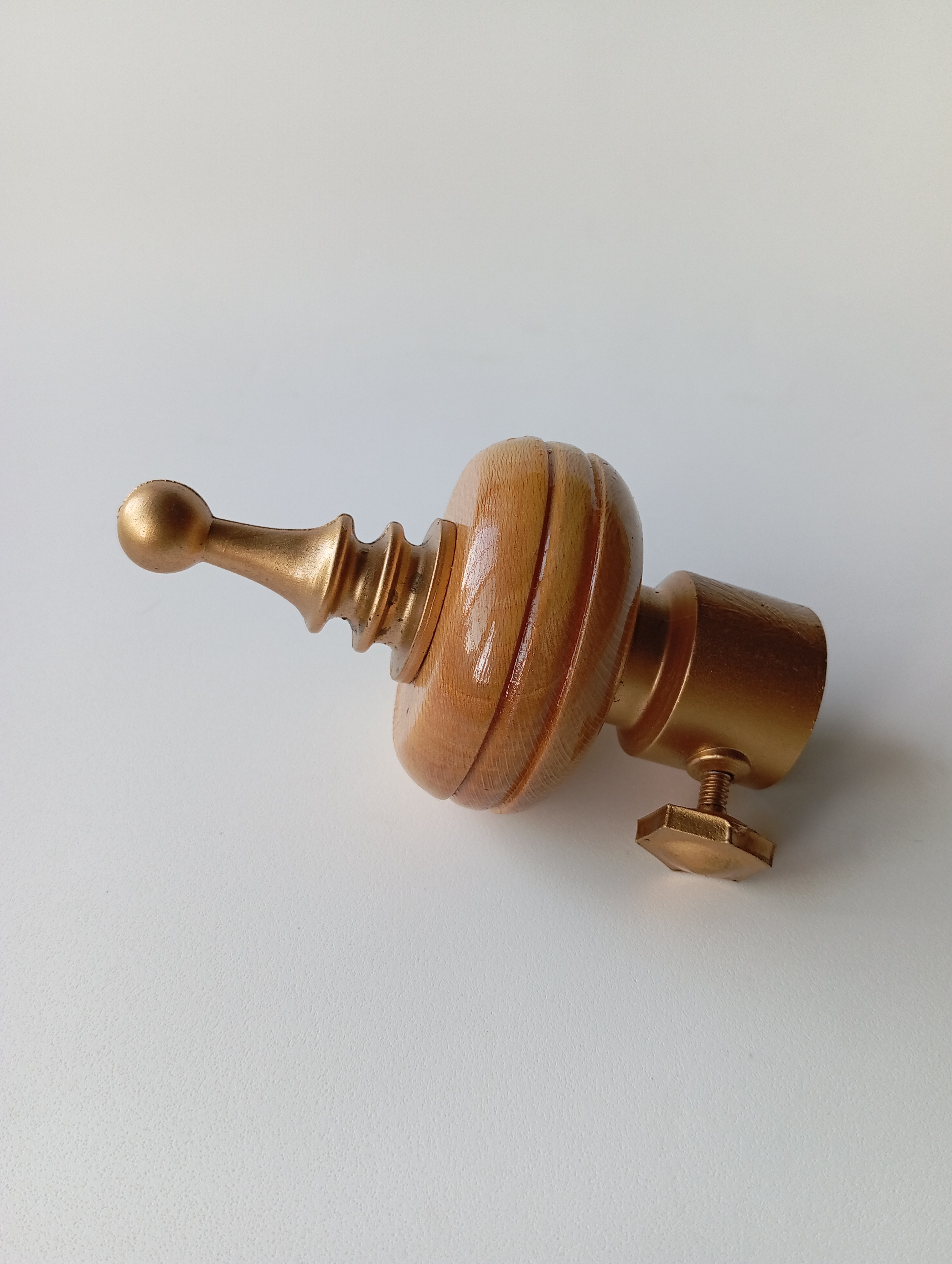 Gold and Wood Curtain Pipe End (PHE0029)