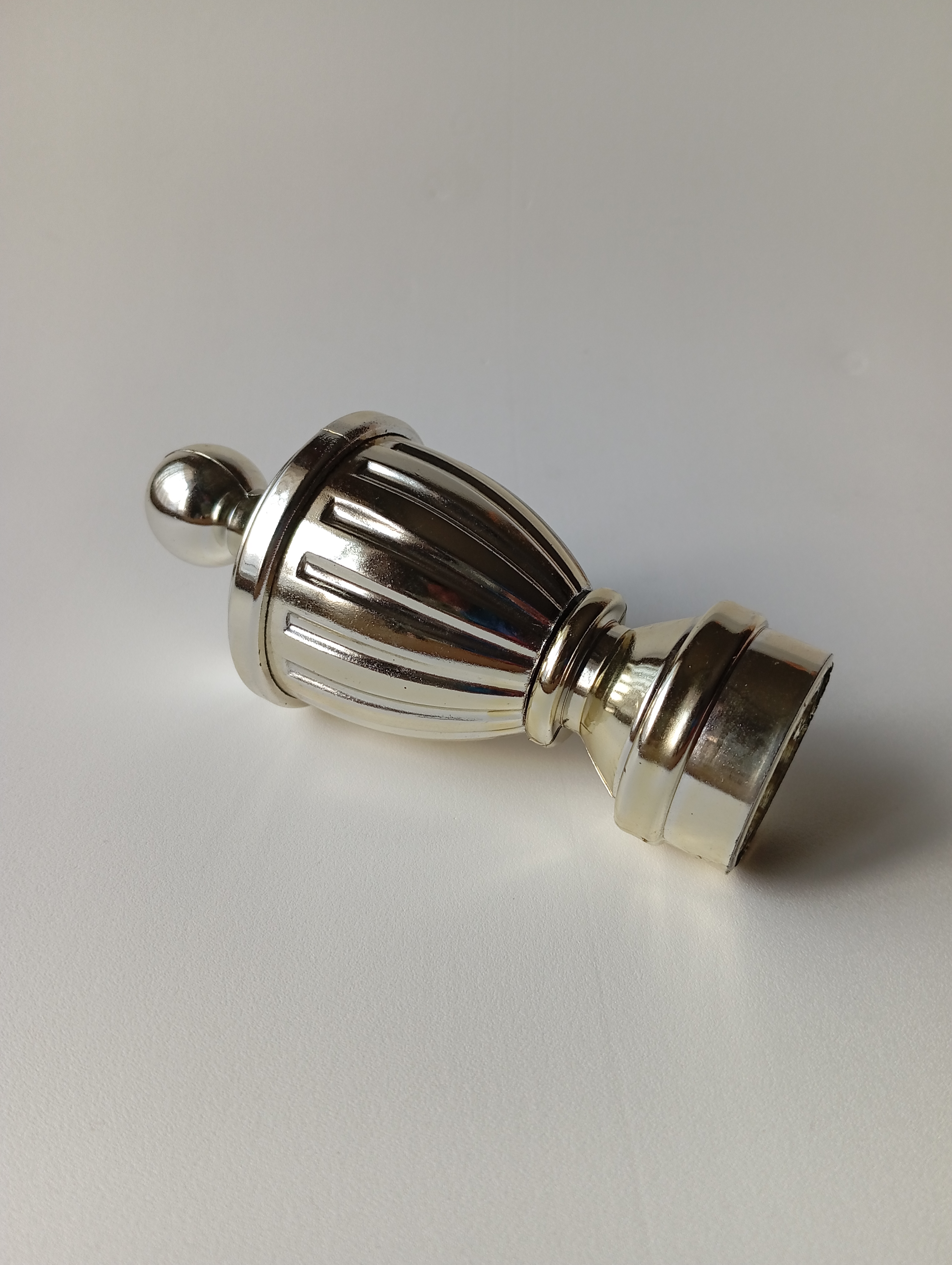 Plastic Gold Curtain Pipe End (PHE0031)