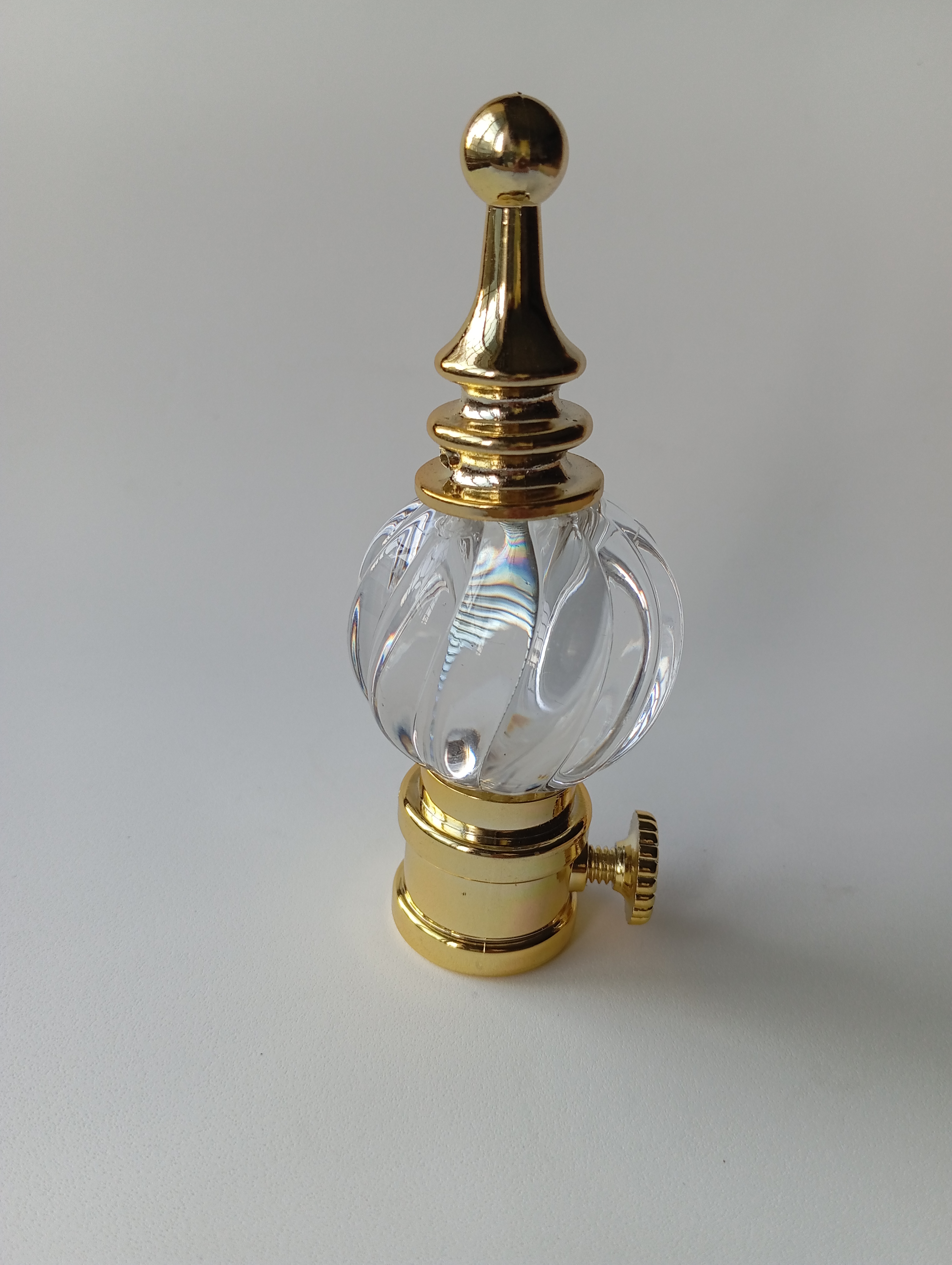 Plastic Crystal and Gold Curtain Pipe End (PHE0032)