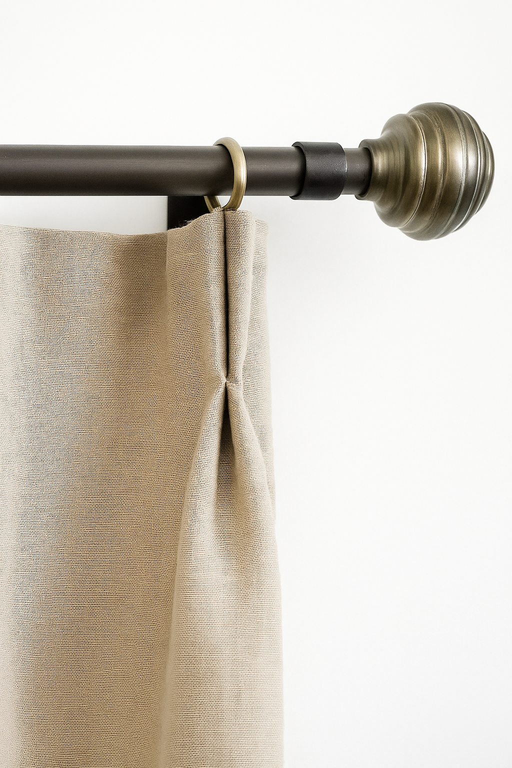 Curtain Pipe Ring with Eyelet 1.5" 