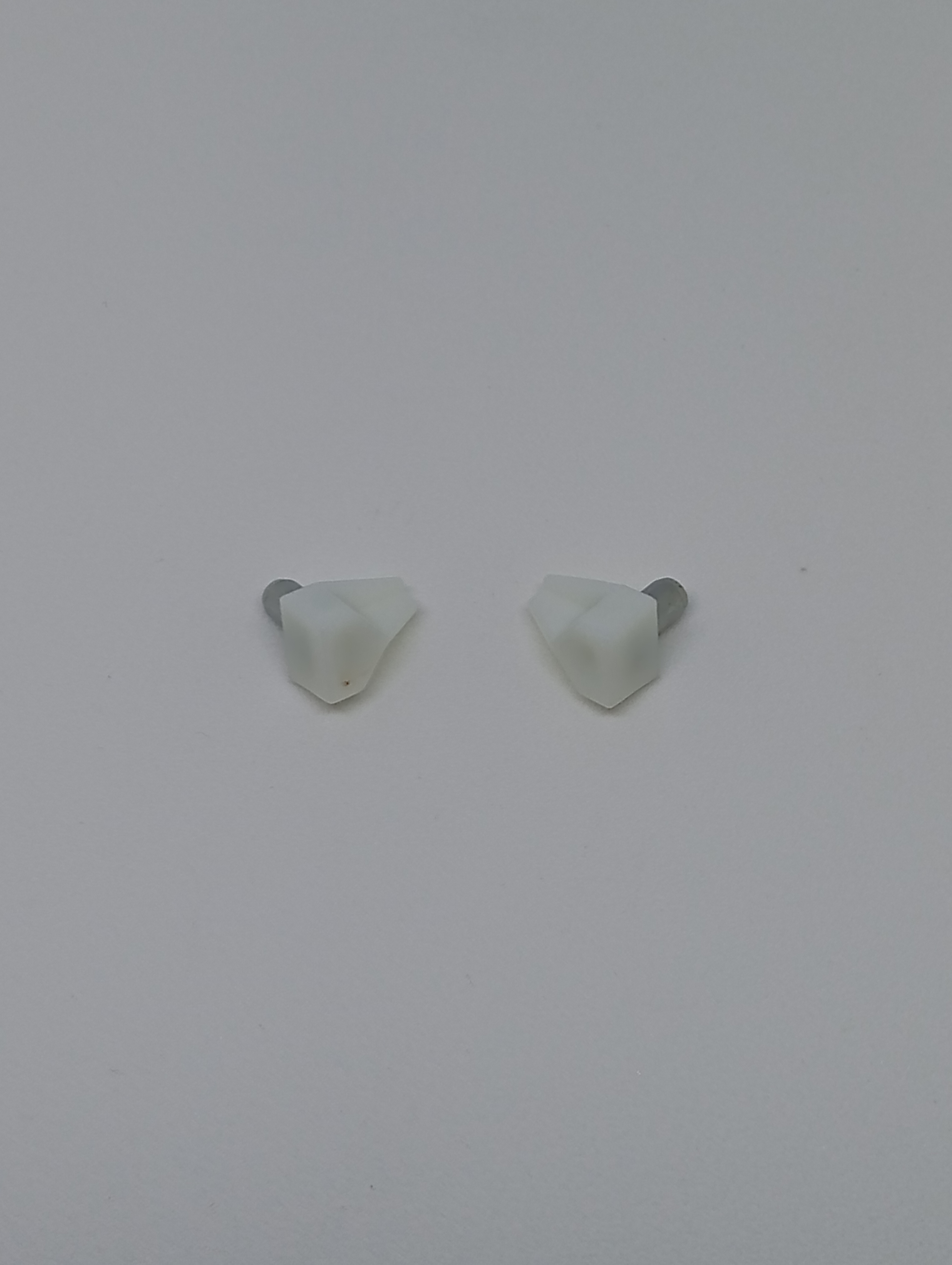 Shelf- Supporter Crystal and White