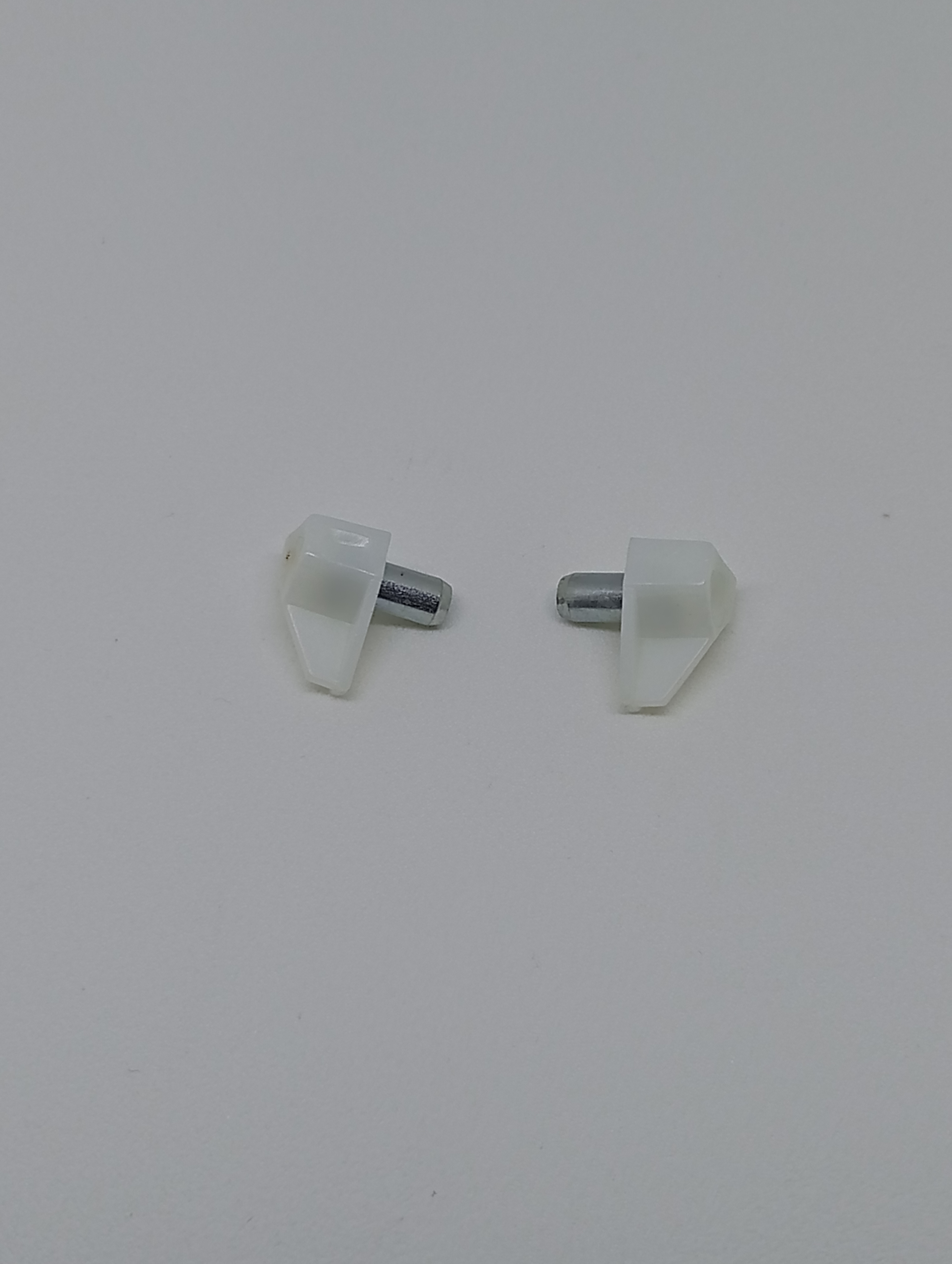 Shelf- Supporter Crystal and White