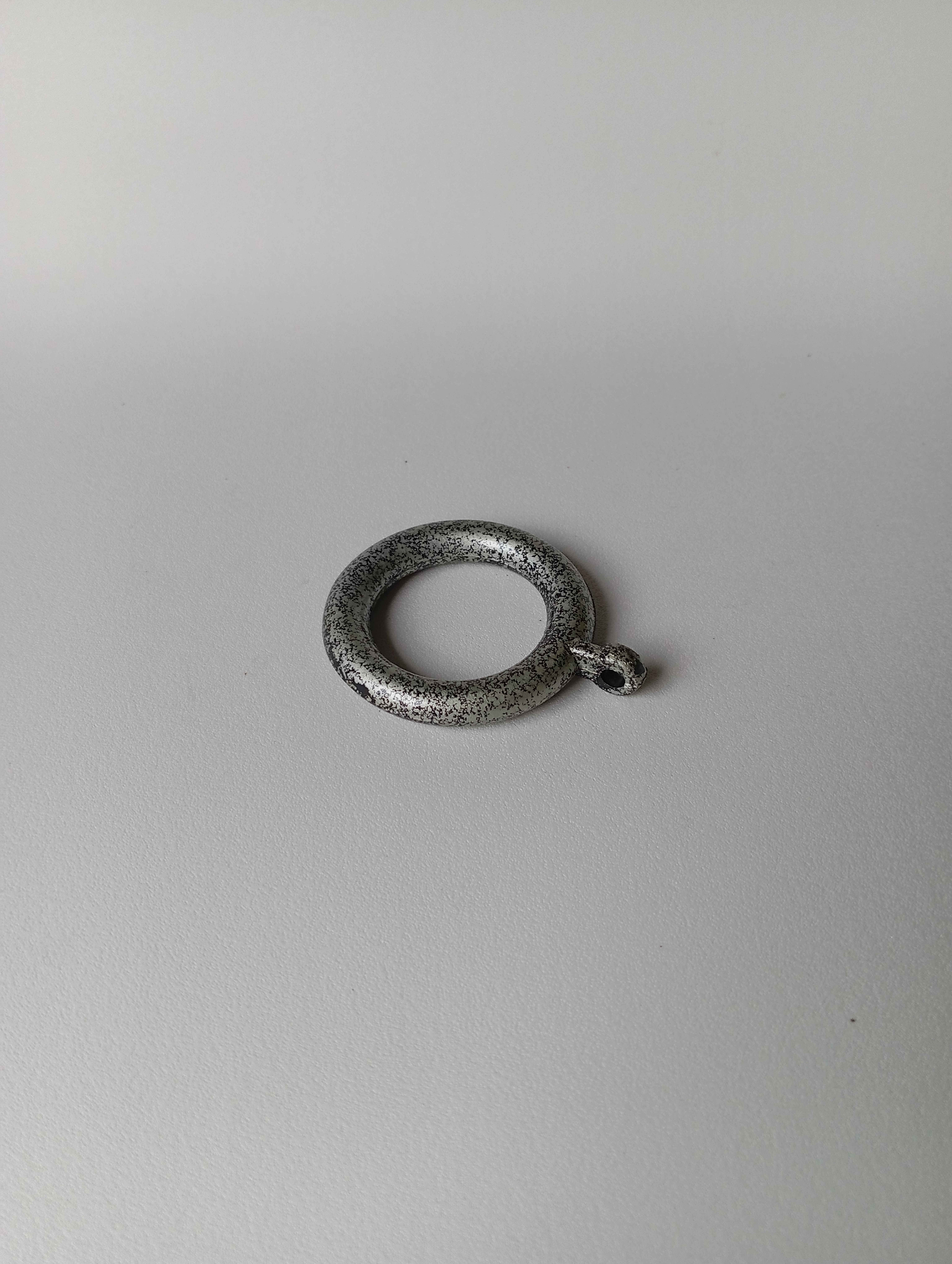 Curtain Pipe Ring with Eyelet 1.25"