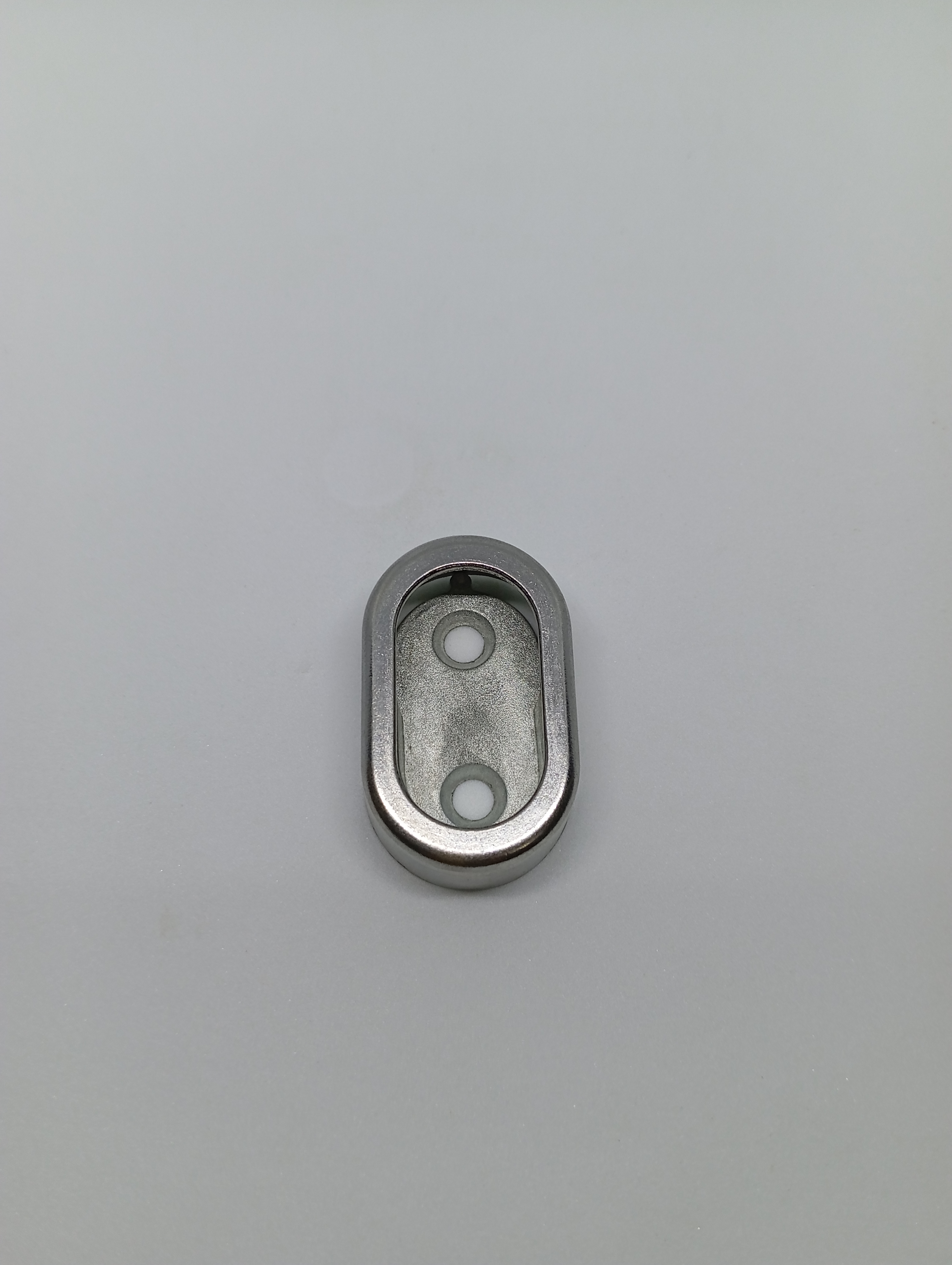 Oval Bracket with Cover (Side Mounted)