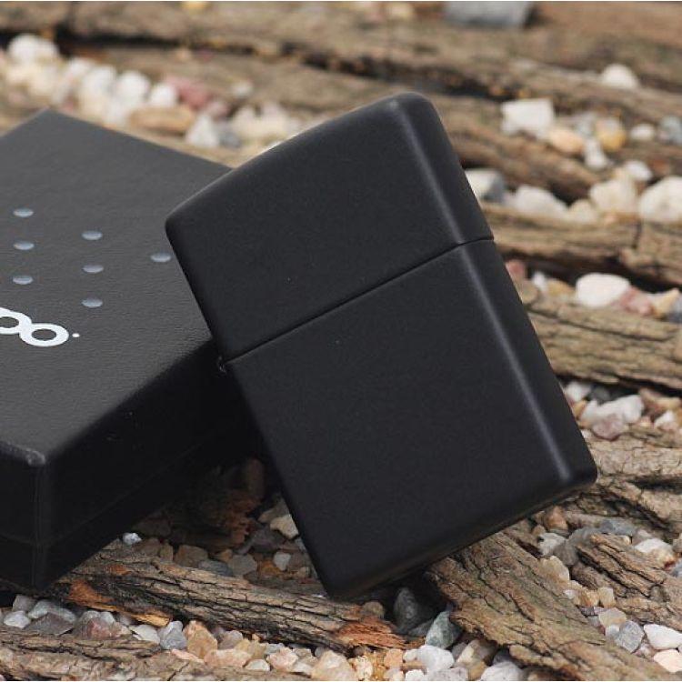 Zippo 218 regular black matte