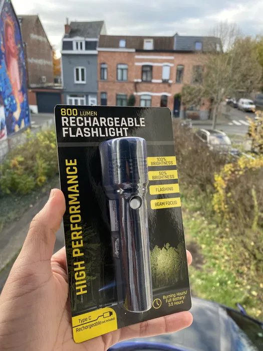 torche 800 lumen rechargable