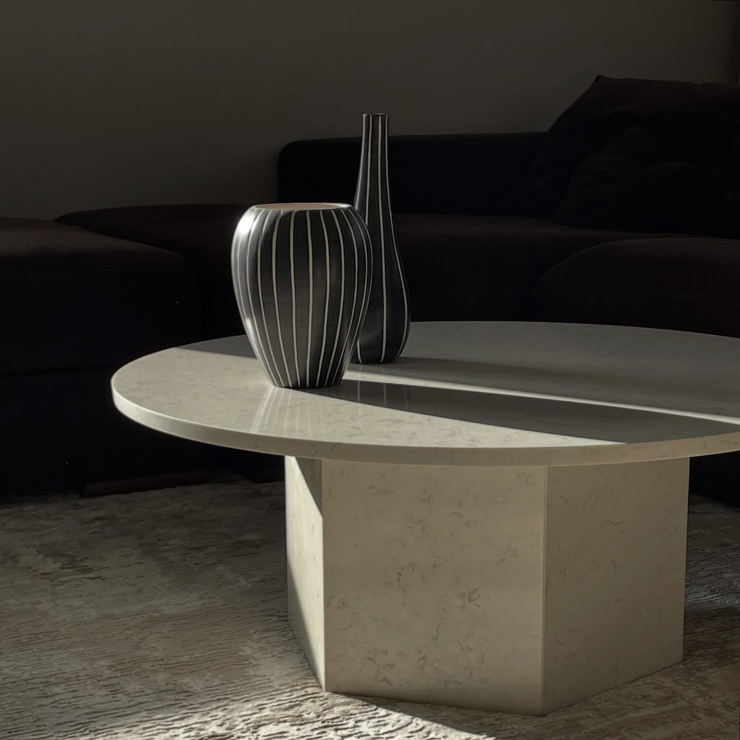 Kavos staliukas iš kvarco