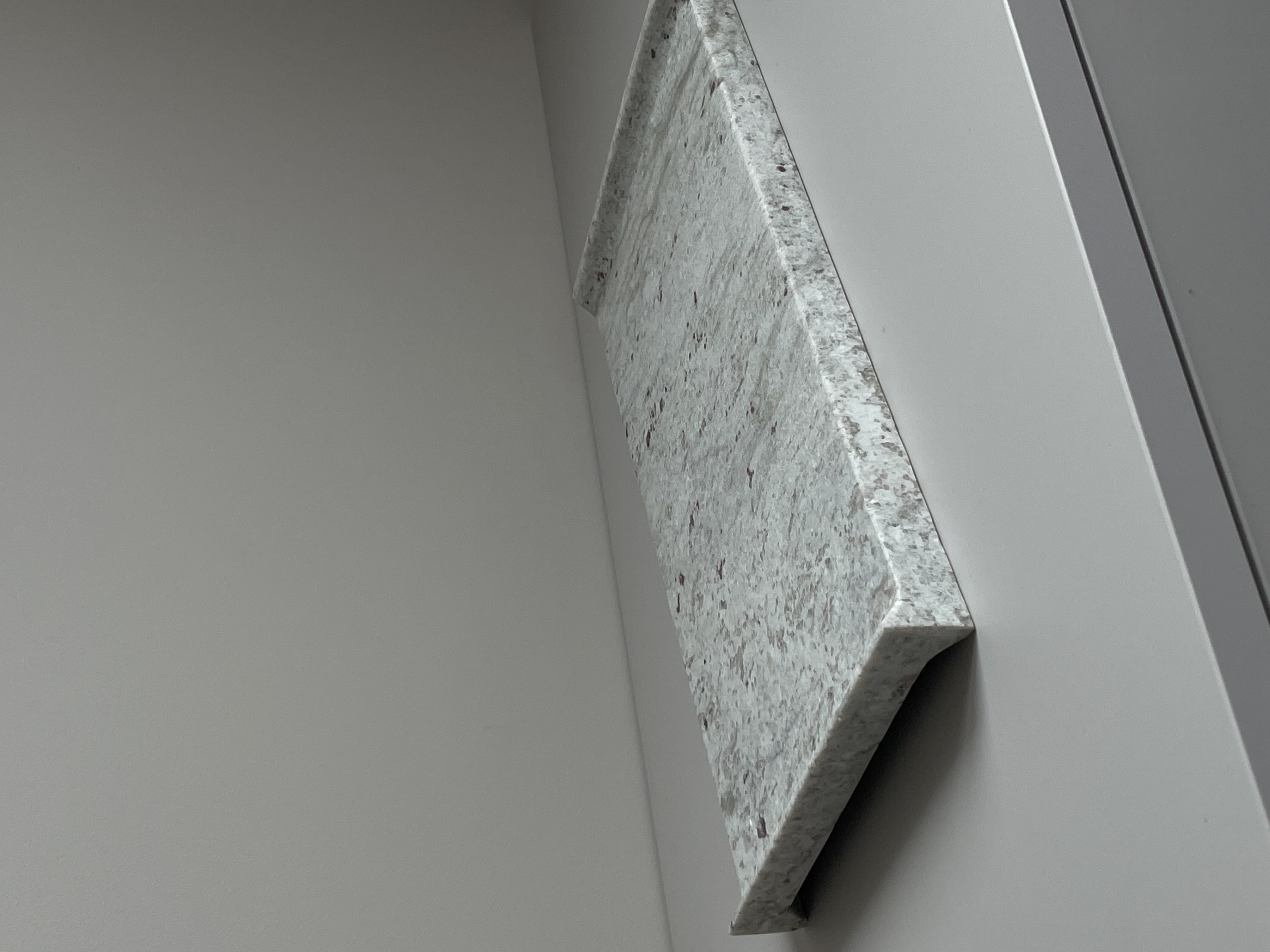 Padėklas iš granito