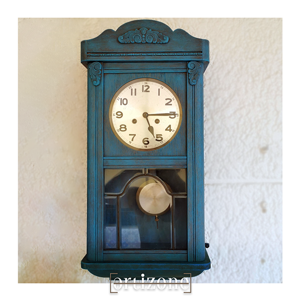 Vintage Pendulum Wall Clock