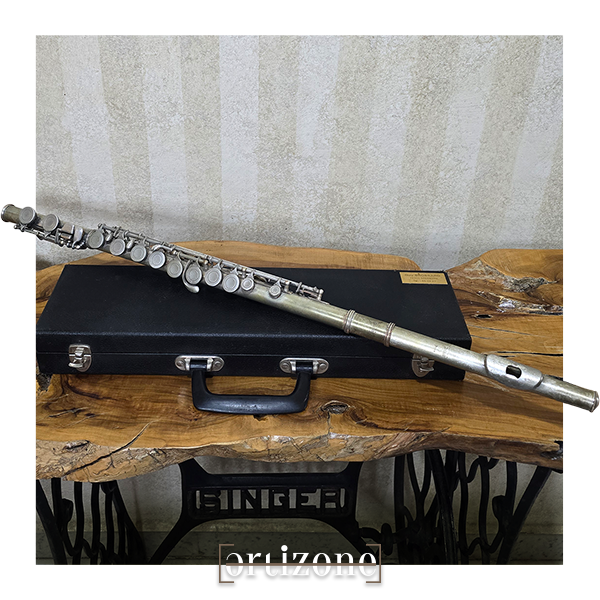 Vintage Dolnet dlp paris flute