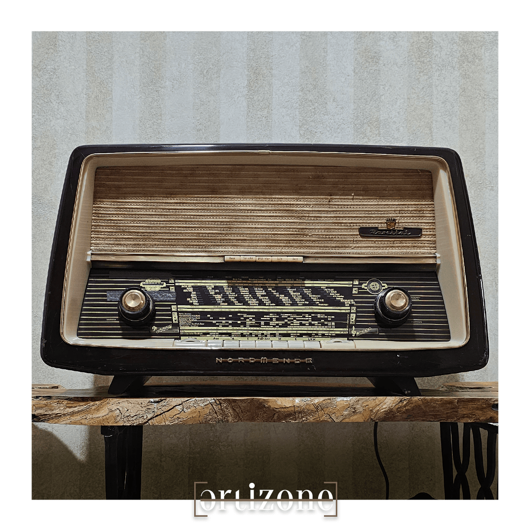 Vintage Nordmende Radio