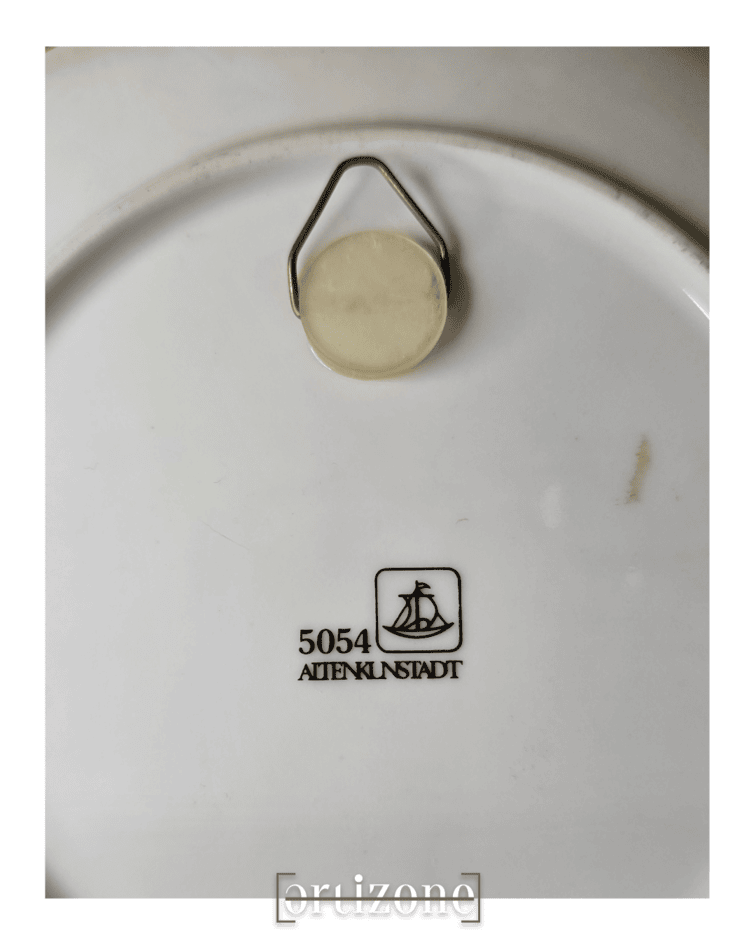 Decorative Wall Plate B1