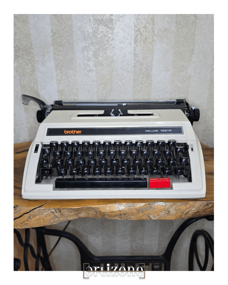 Vintage Brother Typewriter (Arabic Keyboard)