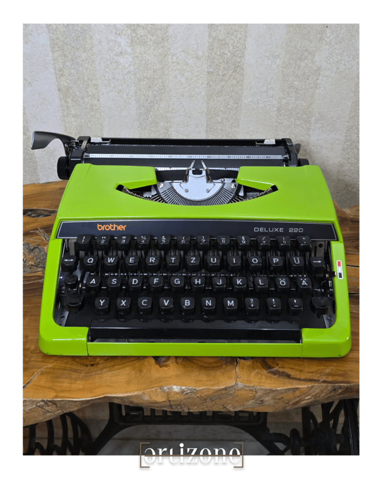 Vintage Brother Deluxe 220 Typewriter