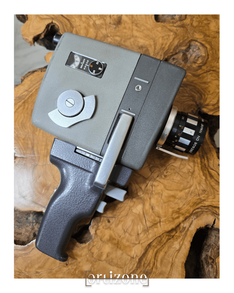 Elmo 8 S Vintage Video Camera 