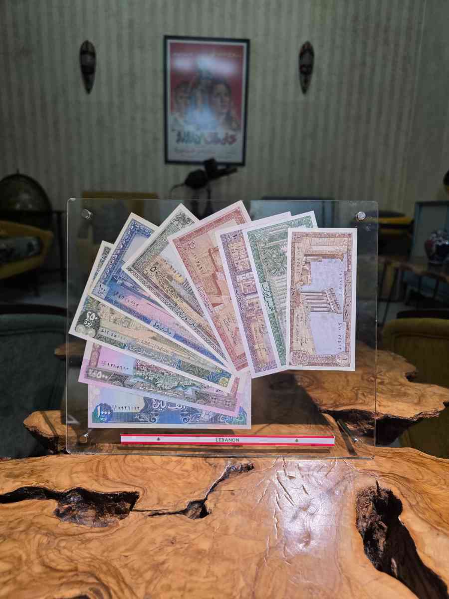 Framed Lebanese banknotes 1 Lira up to 1000