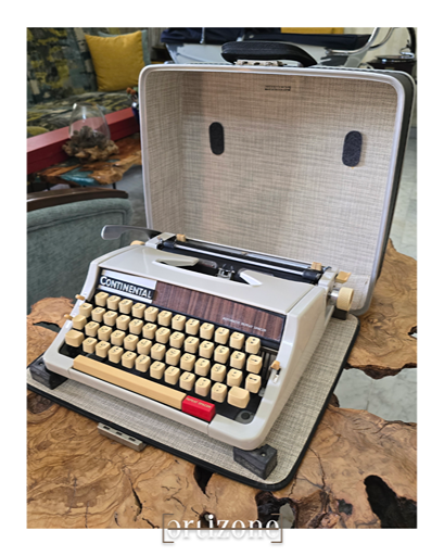 Continental Vintage Typewriter (Arabic Keyboard)