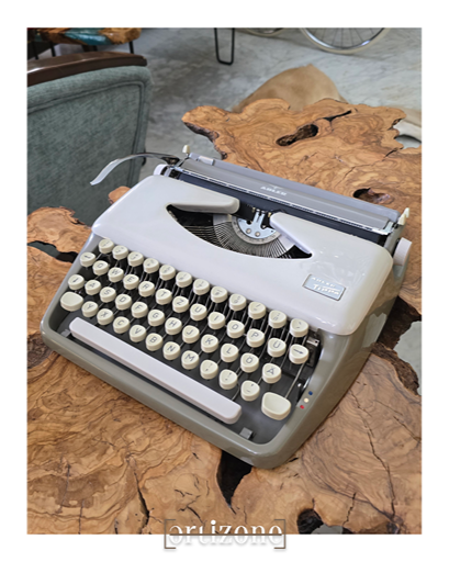 Vintage Typewriter (Adler Tippa)